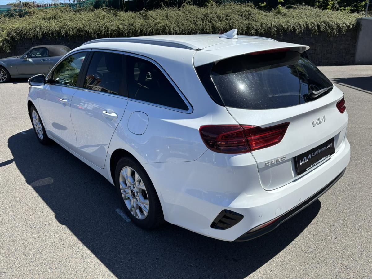 Kia Cee´d, 1,5 TGDi 118kW AT TOP NAVI - fotka 3