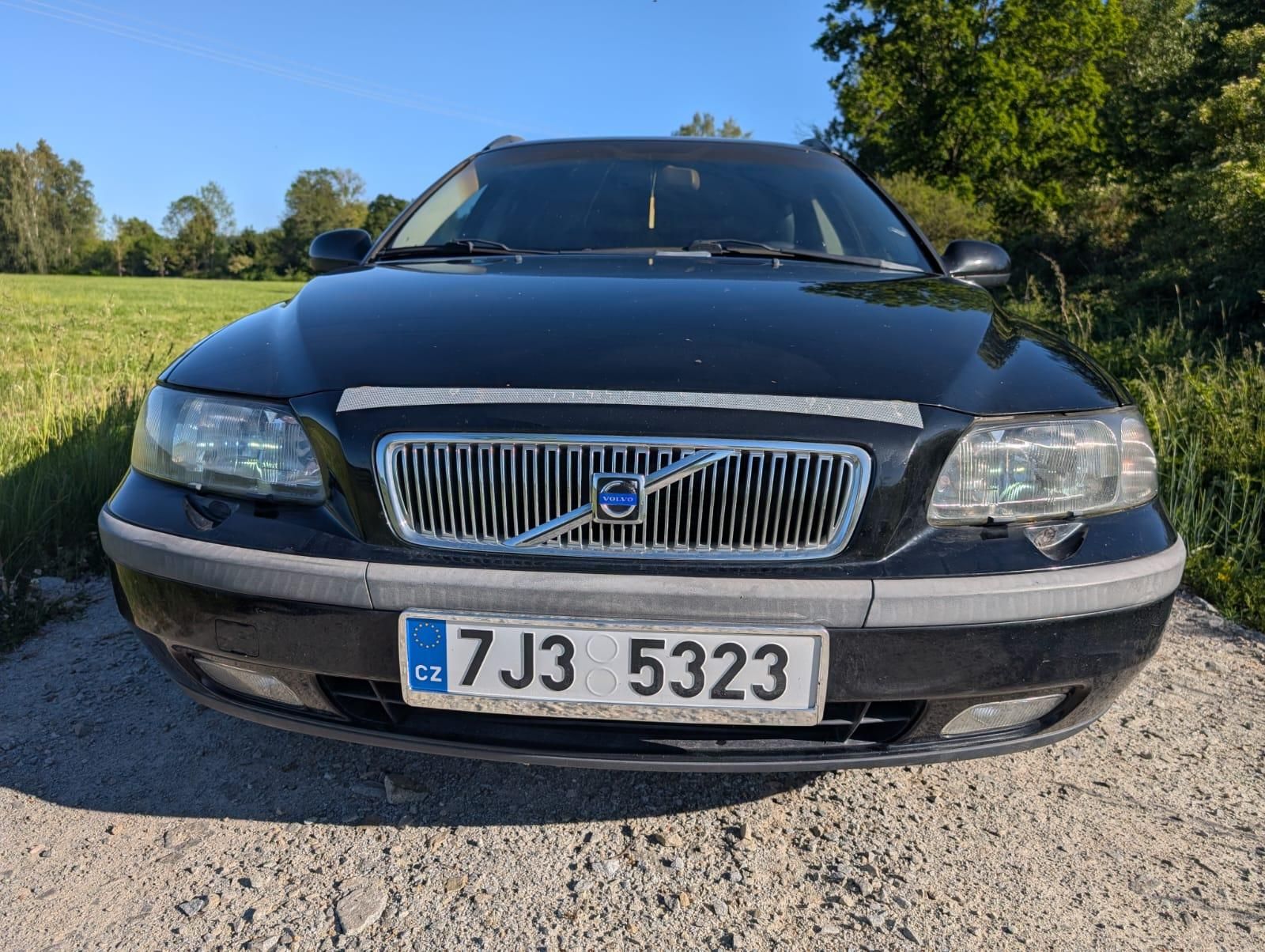 Volvo V70 - fotka 2