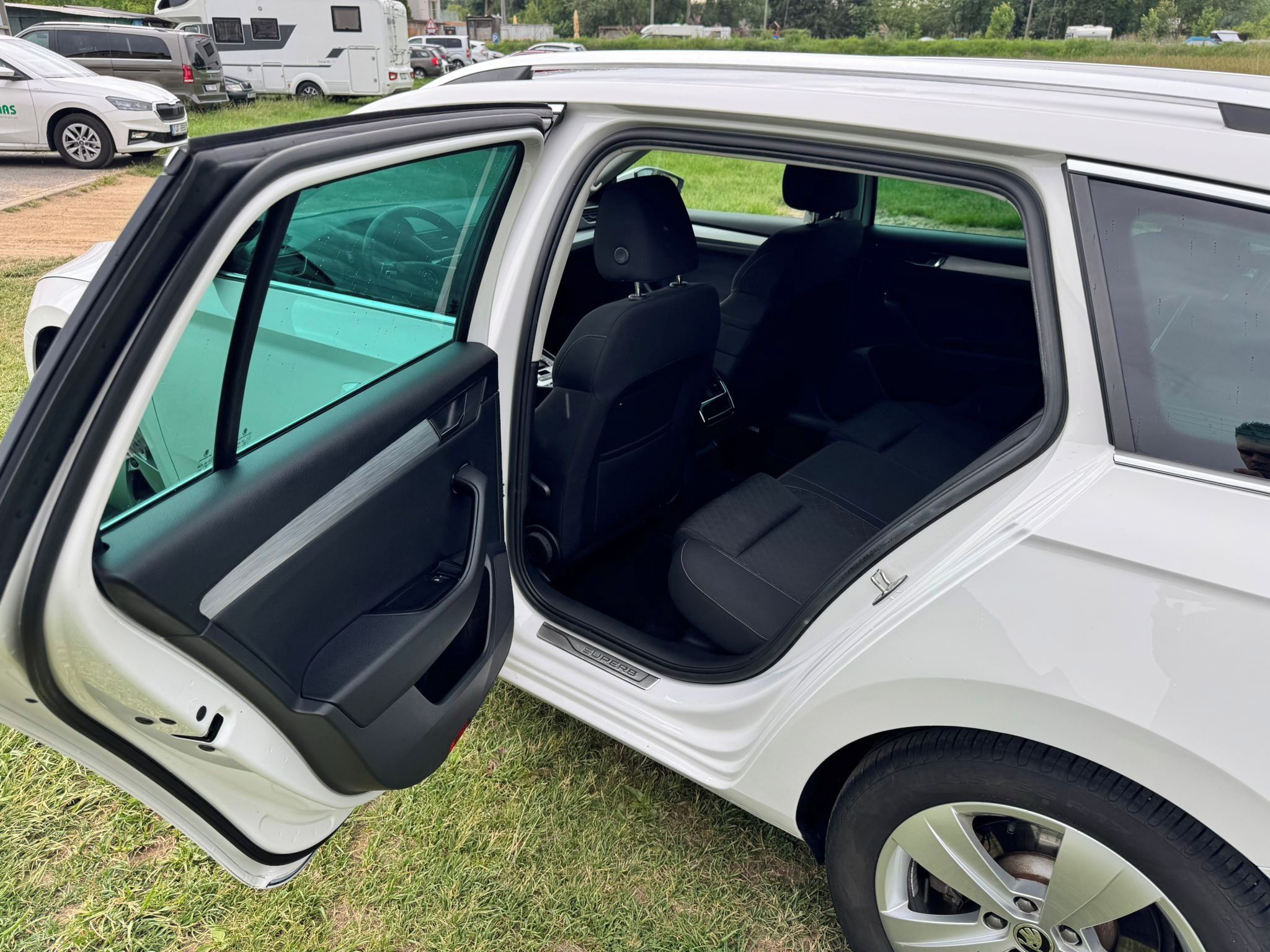 Škoda Superb, Škoda Superb III Combi 2,0 TDI - fotka 6