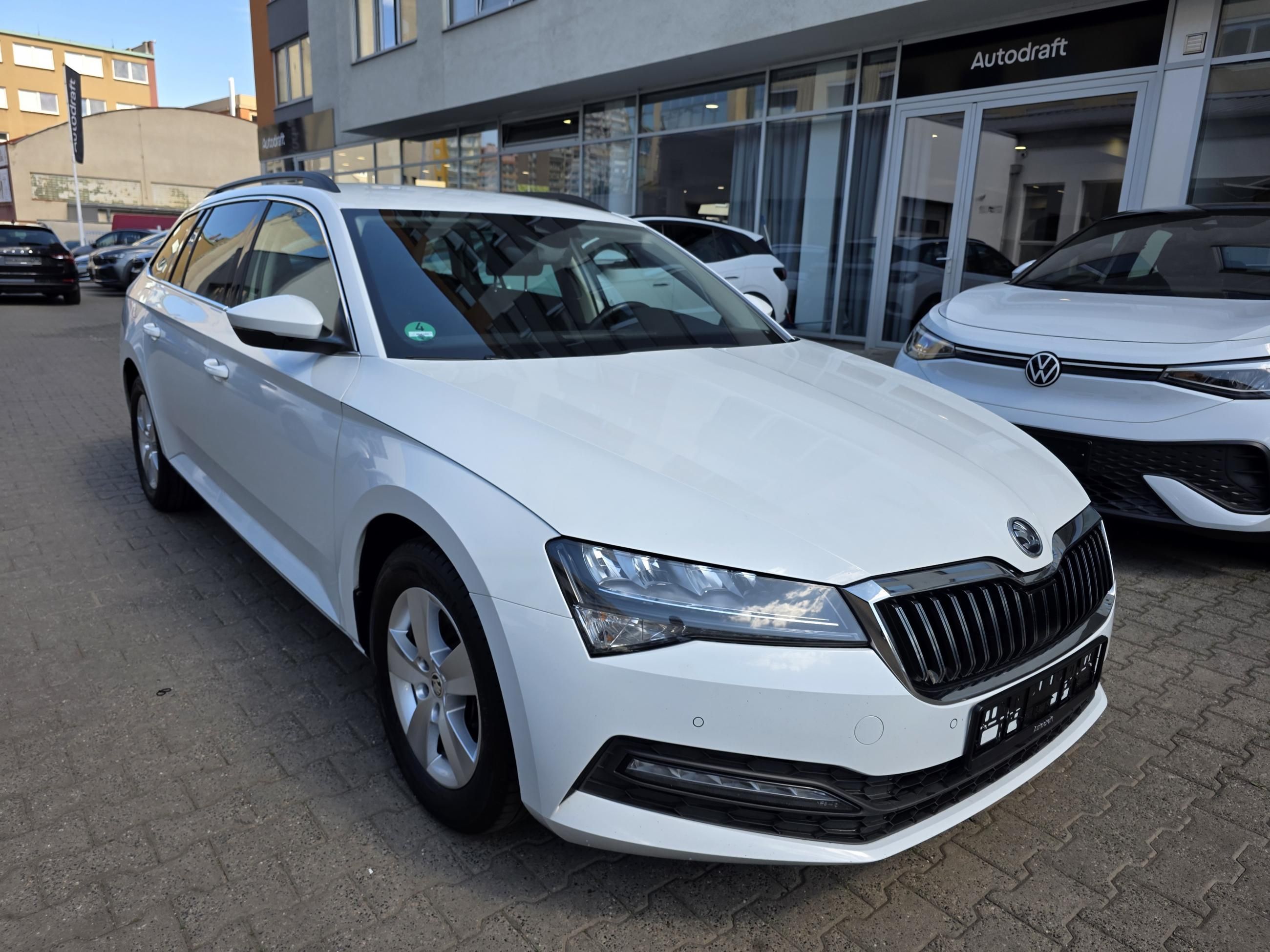 Škoda Superb, 2.0 TDI 110kW DSG / ALU 16''
