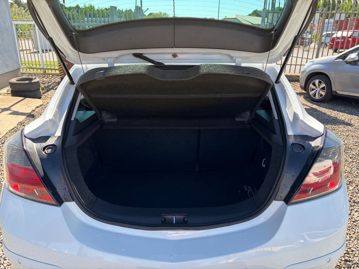 Opel Astra, 1,4 GTC, PĚKNÝ STAV - fotka 5