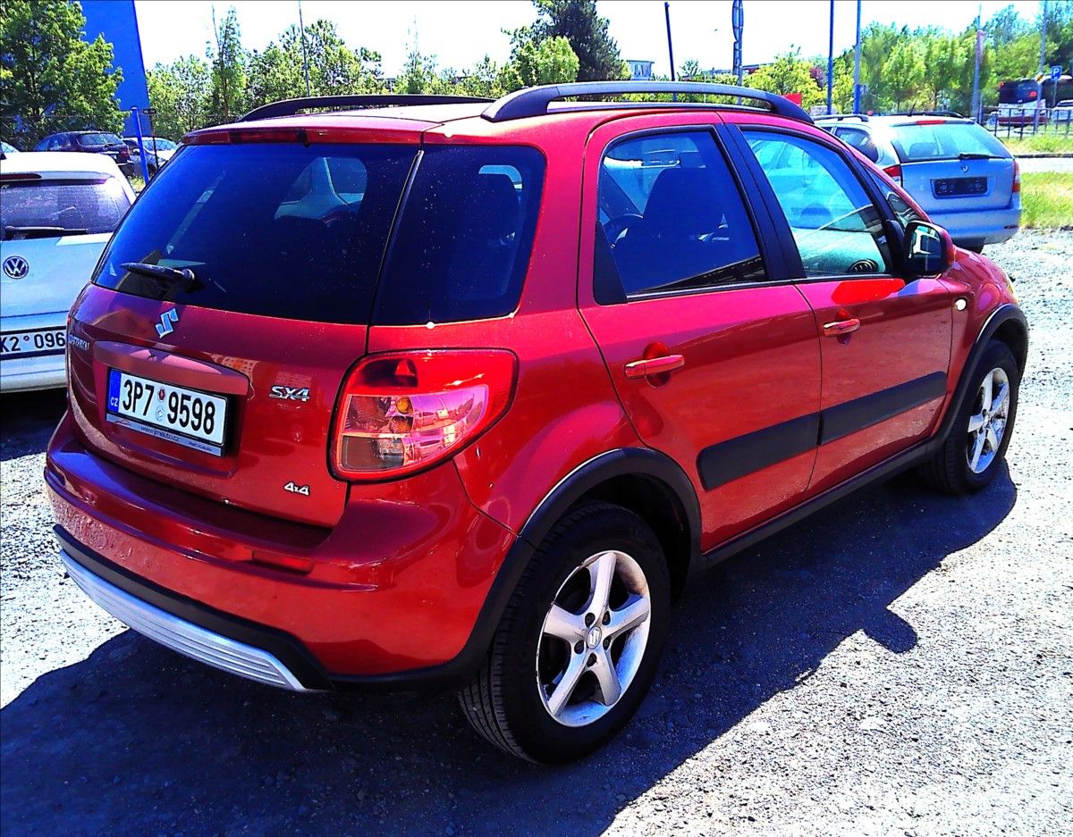 Suzuki SX4, 1,6   16V 4x4 PŮVOD čR - fotka 6