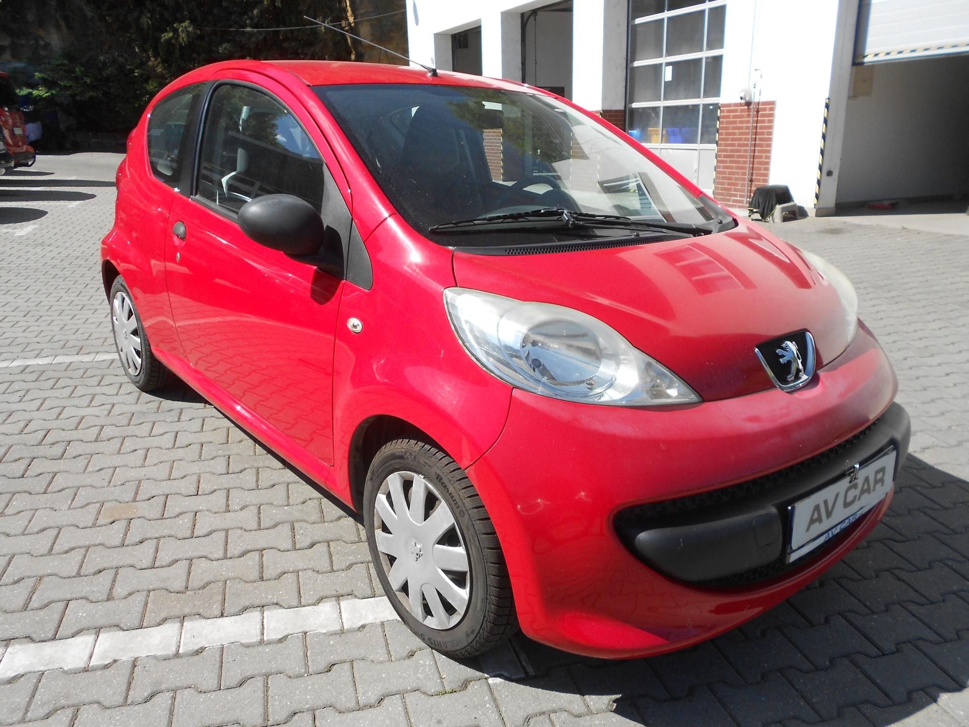 Peugeot 107, 1,0i 1.majitel, plná historie - fotka 3