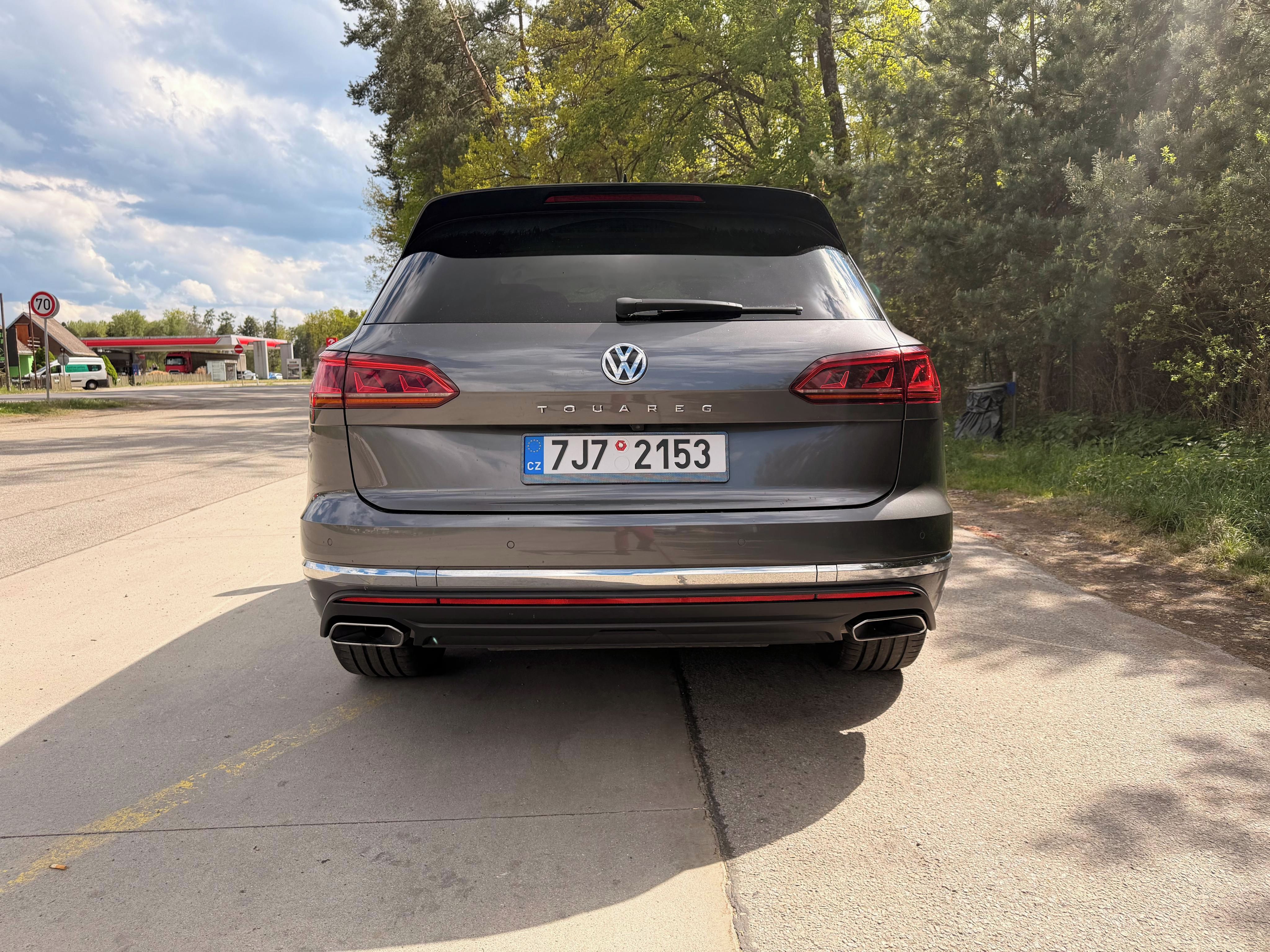 Volkswagen Touareg, najeto servisovano 87000km - fotka 6