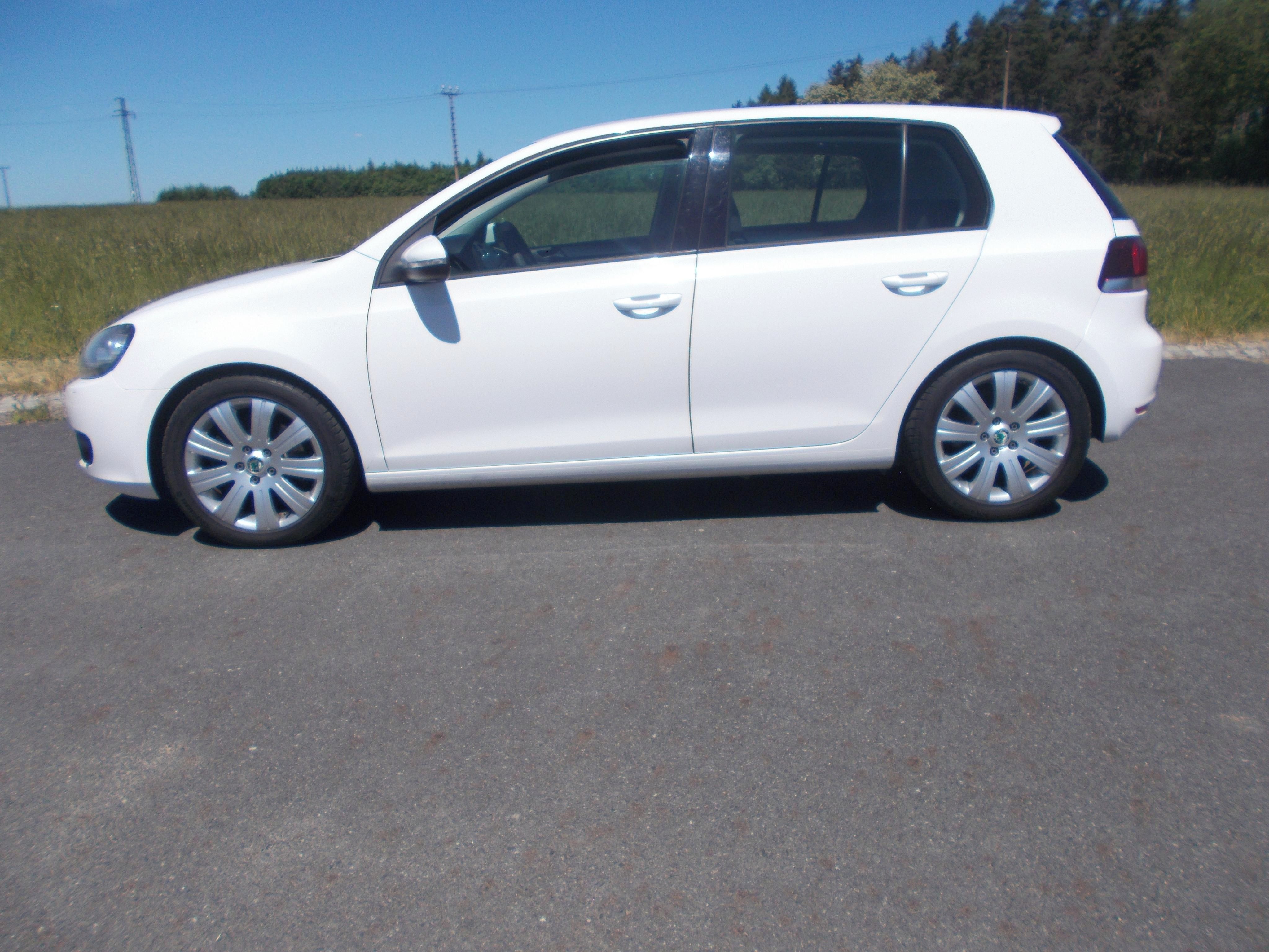 Volkswagen Golf, 2,0TDI 103 KW - fotka 2