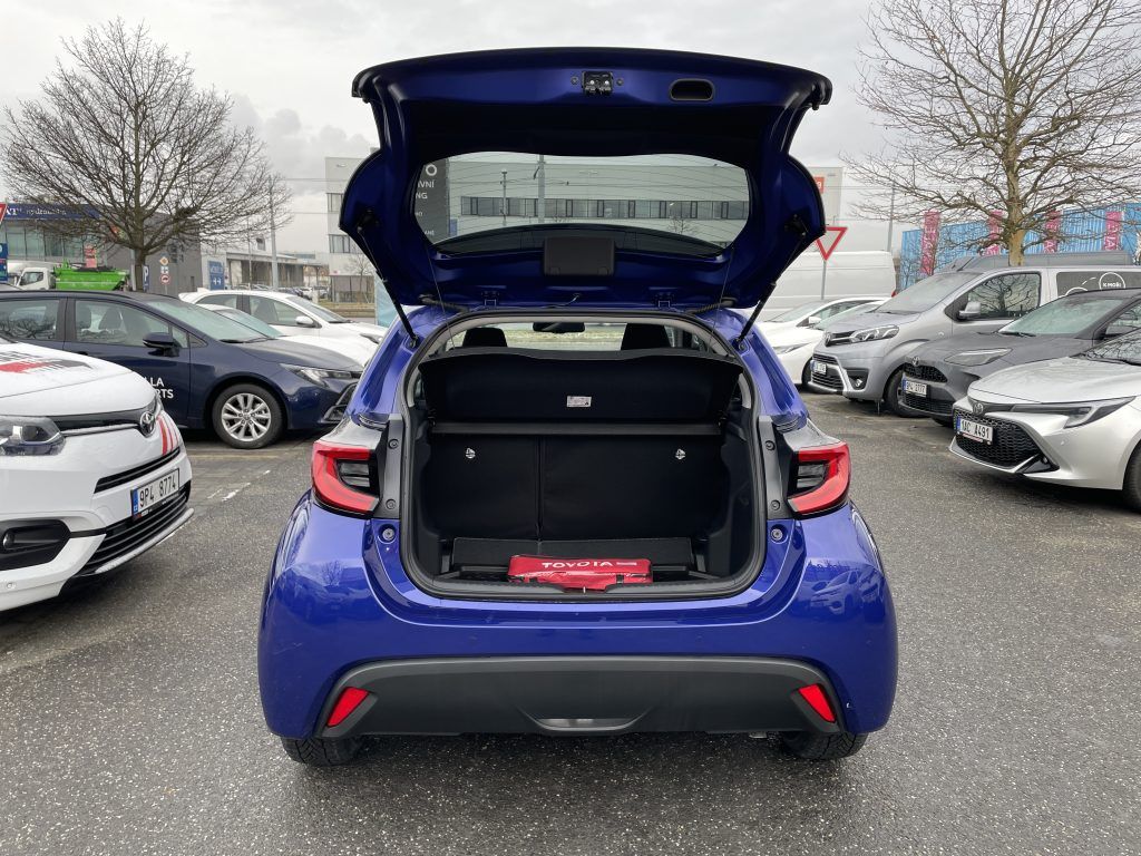 Toyota Yaris, 1.5 Hybrid ODBĚR IHNED - fotka 5