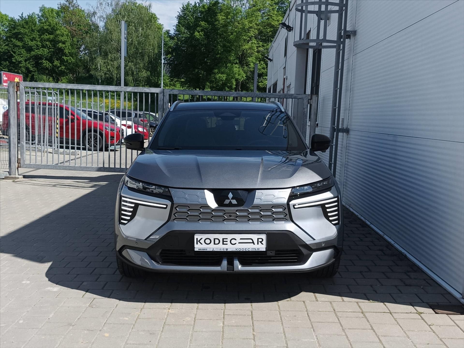 Mitsubishi Eclipse Cross, BEV 87kWh AT 218k  Instyle - fotka 2