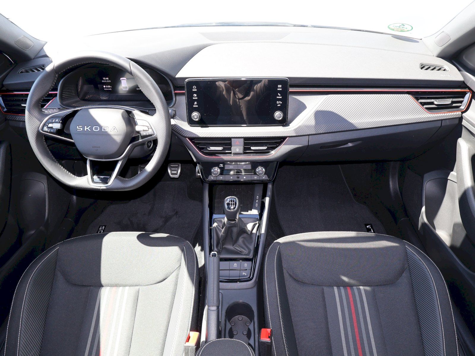 Škoda Scala, Monte Carlo 1.0TSI 85kW - fotka 5