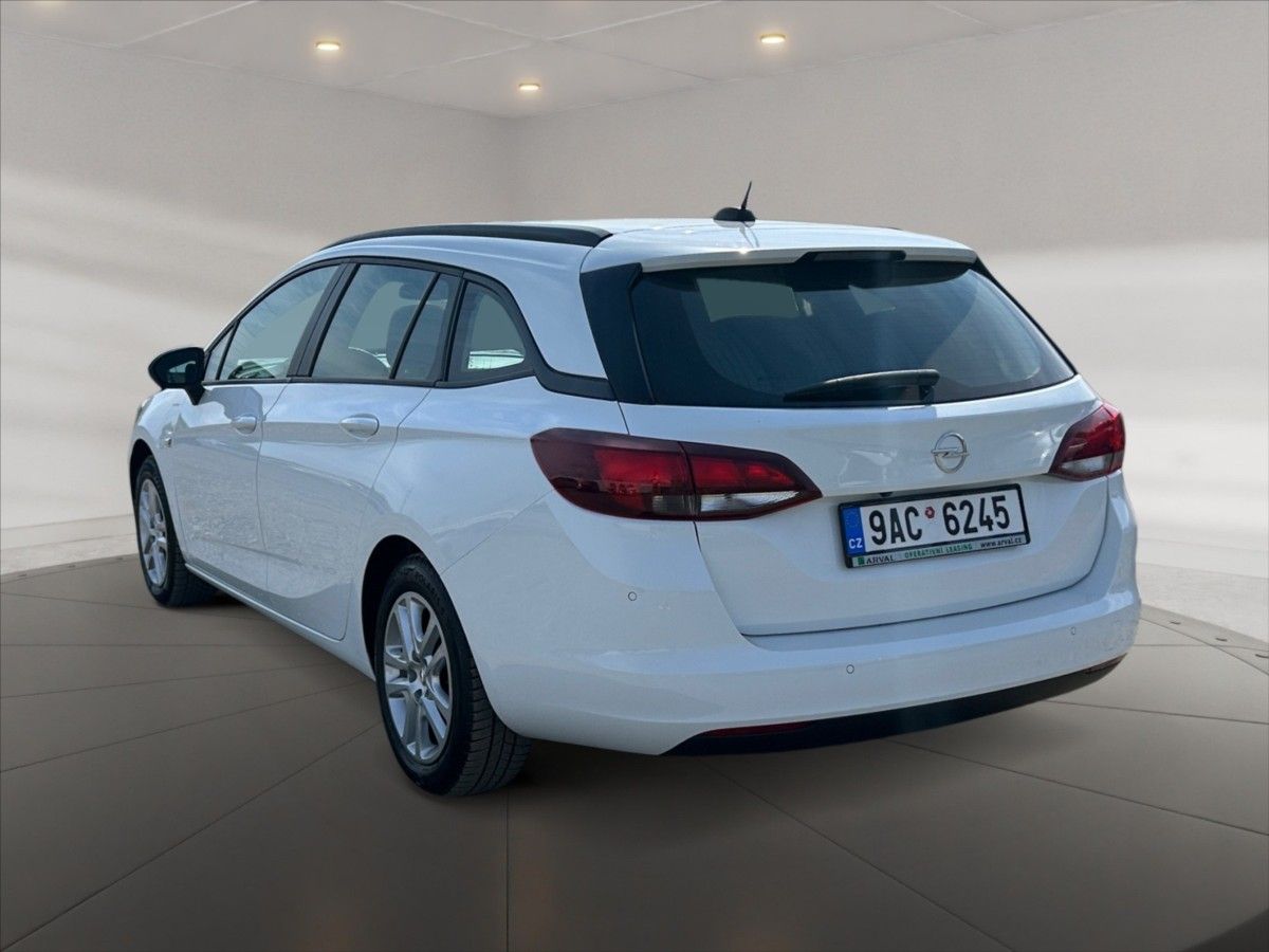 Opel Astra, 1,5 CDTi 77 Edition - fotka 4
