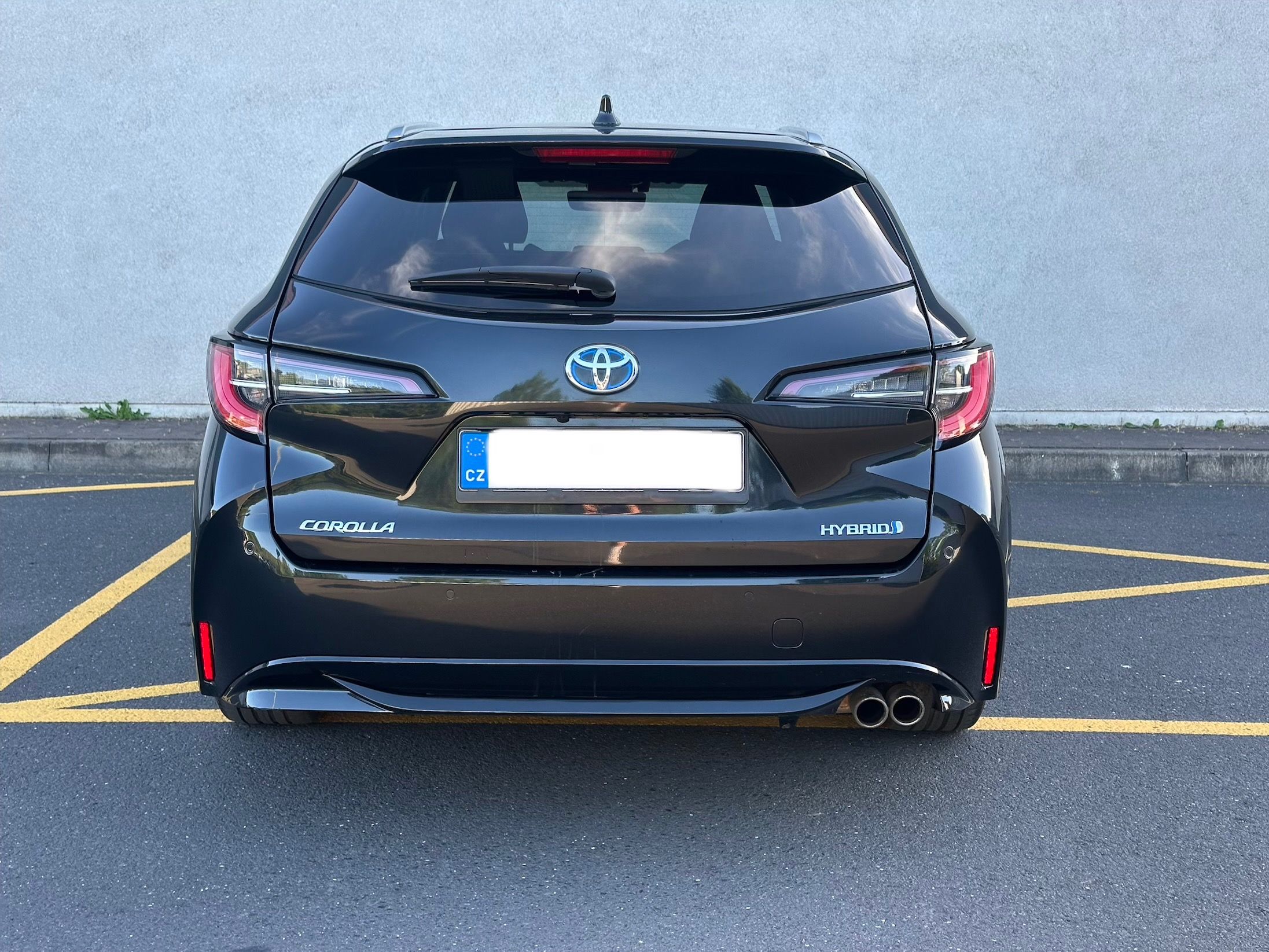 Toyota Corolla, 2,0hybrid,GRpaket,DPH,1.majČr - fotka 6