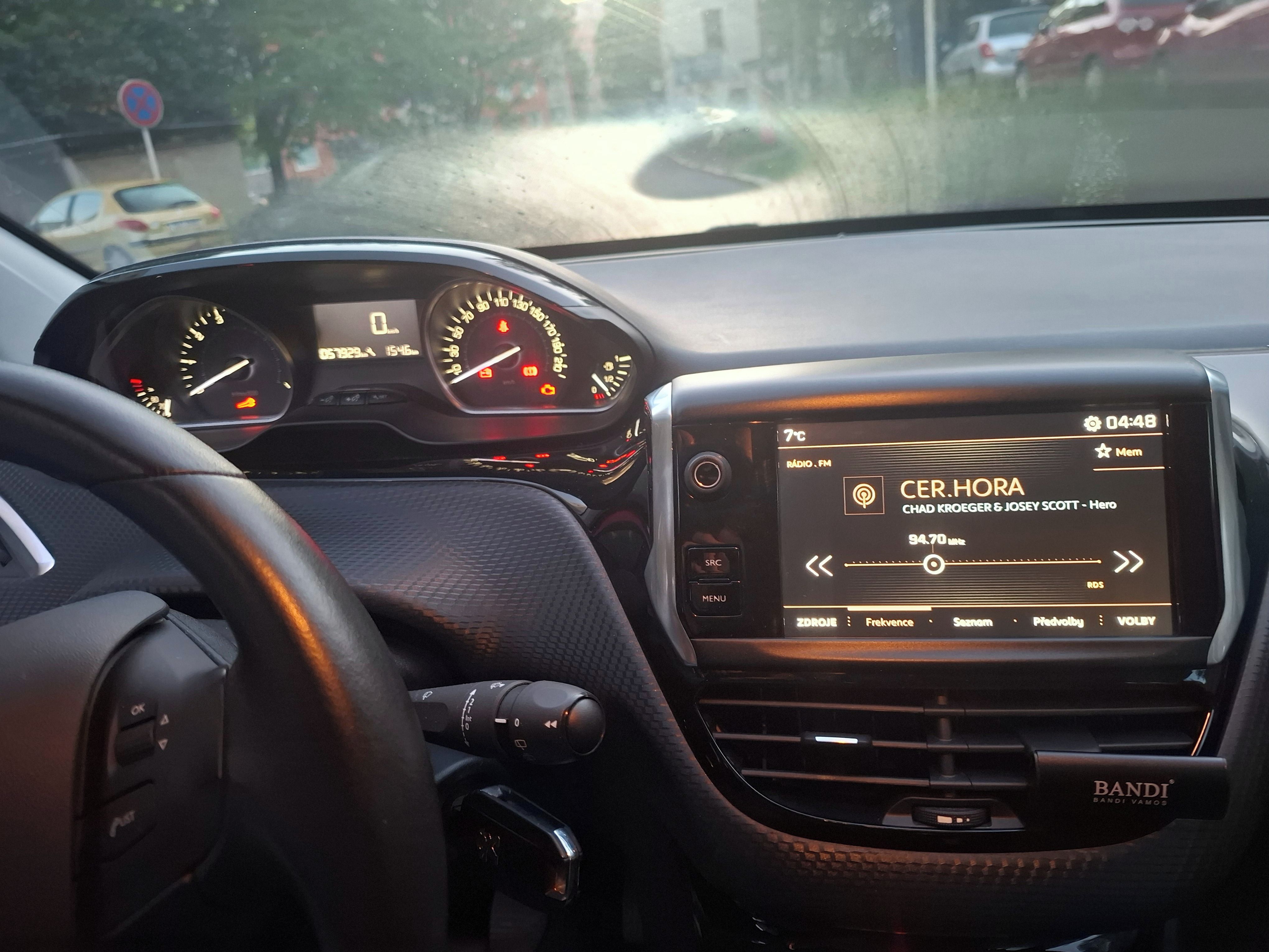 Peugeot 2008 - fotka 5