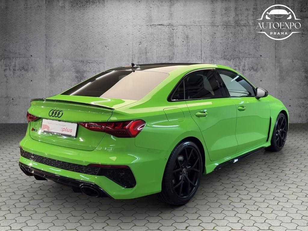 Audi RS3, RS 3 Limousine 2.5 TFSI - fotka 4