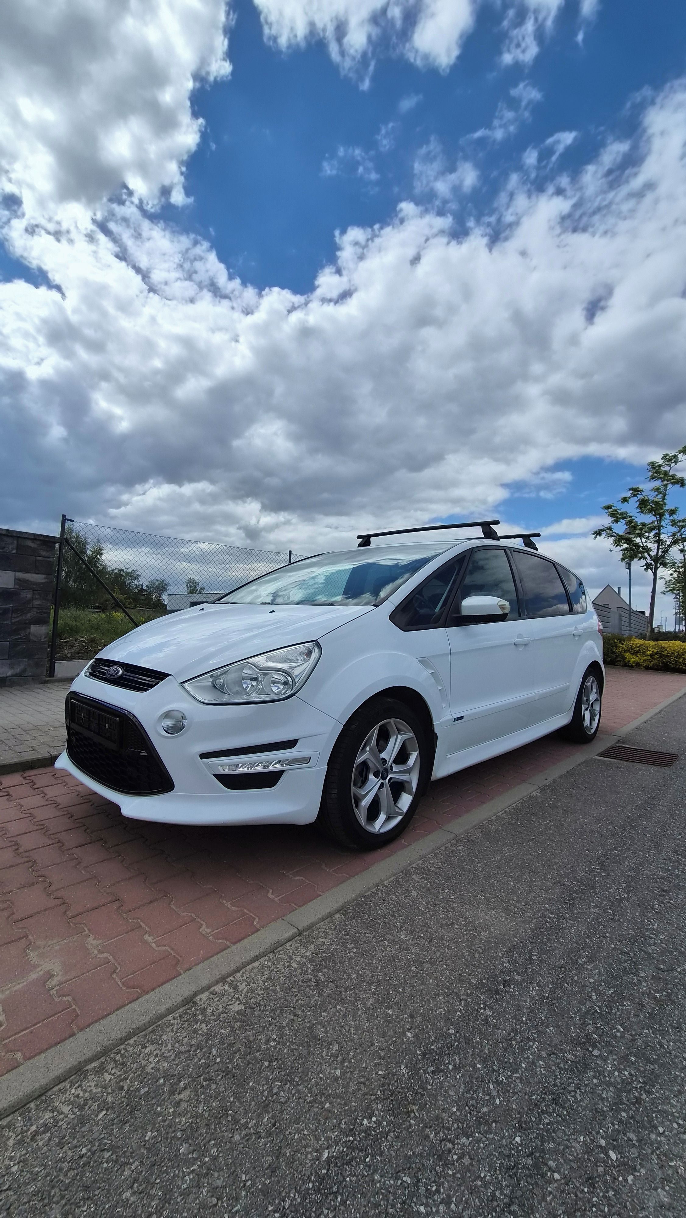 Ford S-MAX, ST packet 2.0 TDCi - tažné