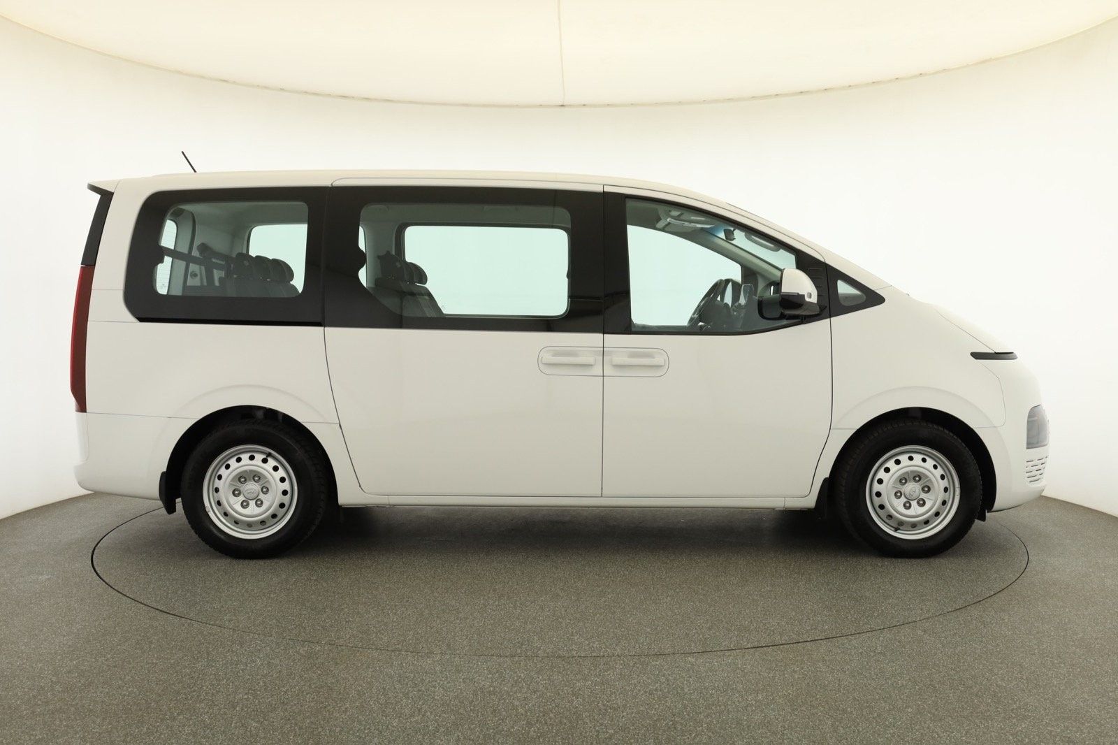 Hyundai Staria, 2.2 CRDi, 9 míst, Comfort - fotka 6
