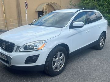 Volvo XC60 D5 AWD 136 kW