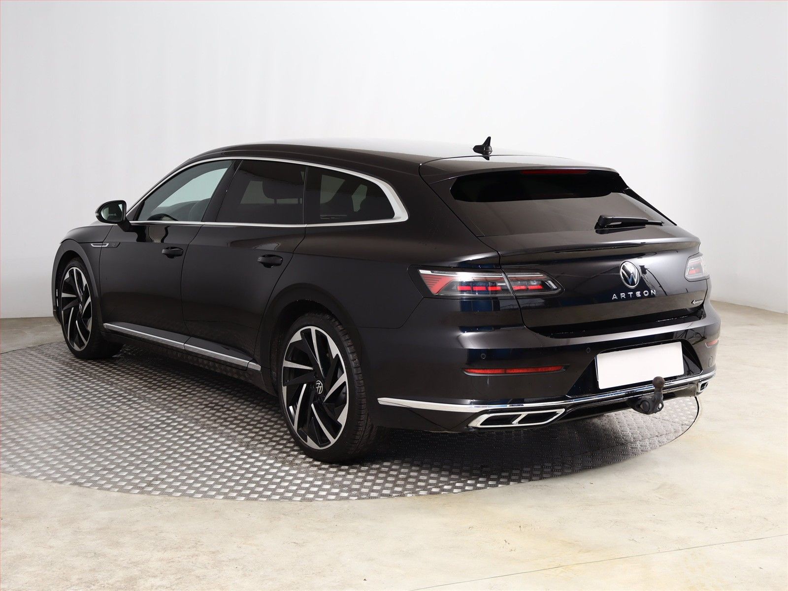 Volkswagen Arteon, 2.0 TDI 4Motion, R-line, 4X4 - fotka 4