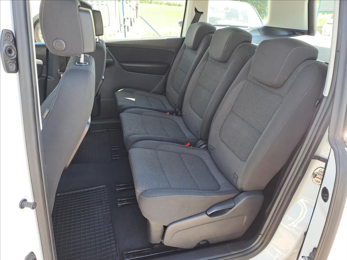 Volkswagen Sharan, 2,0 TDI DSG NAVIGACE - fotka 6