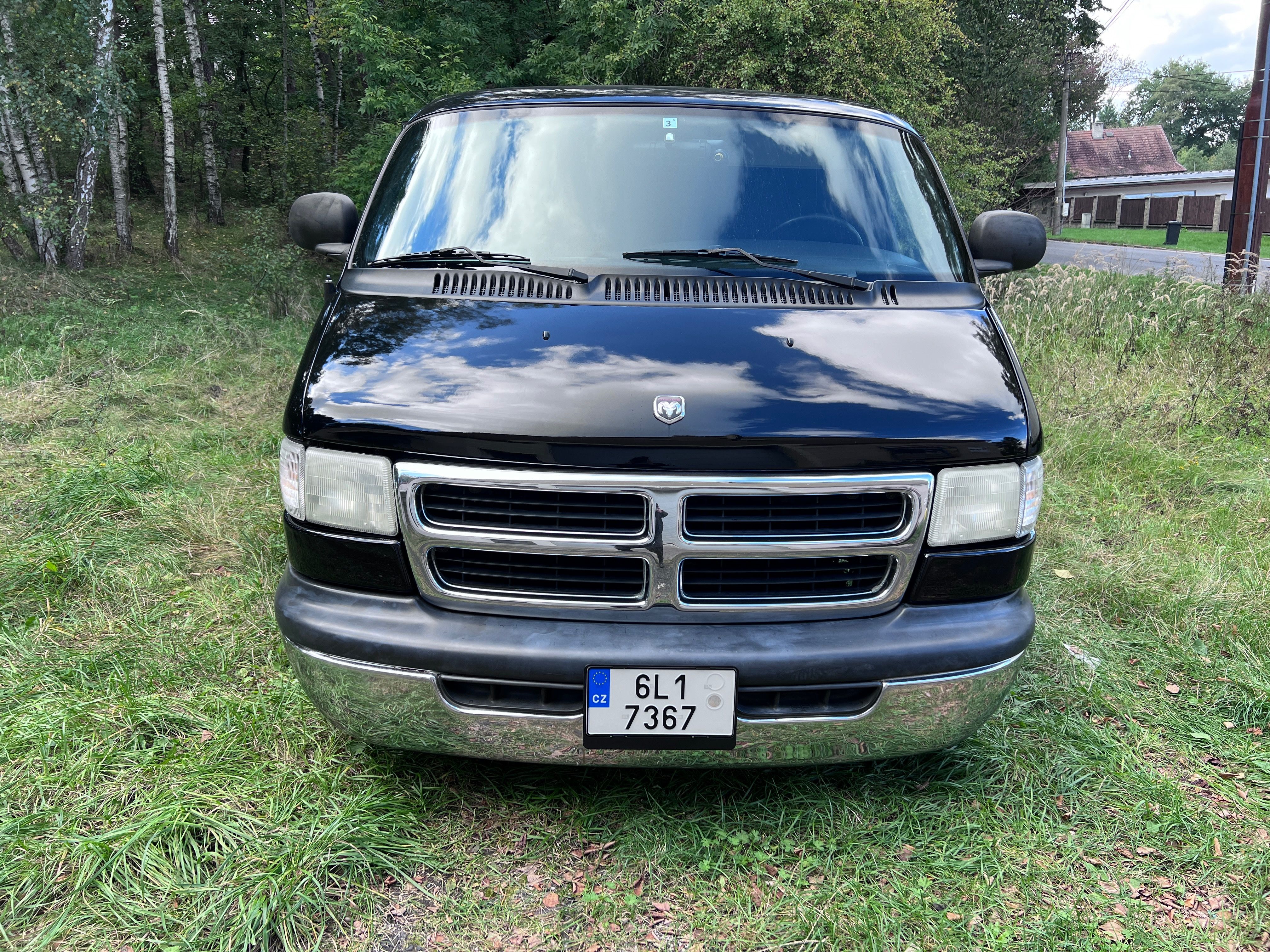 Dodge Ram 1500, DOGDE RAM 1500 WAGON - 5.2 -V8 - fotka 3