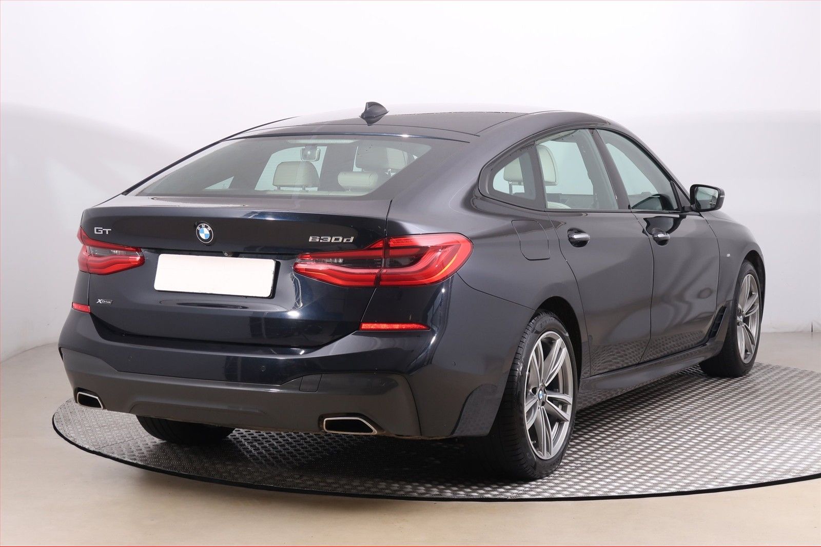 BMW Řada 6, 630d xDrive GT, M Sport, 4X4 - fotka 5