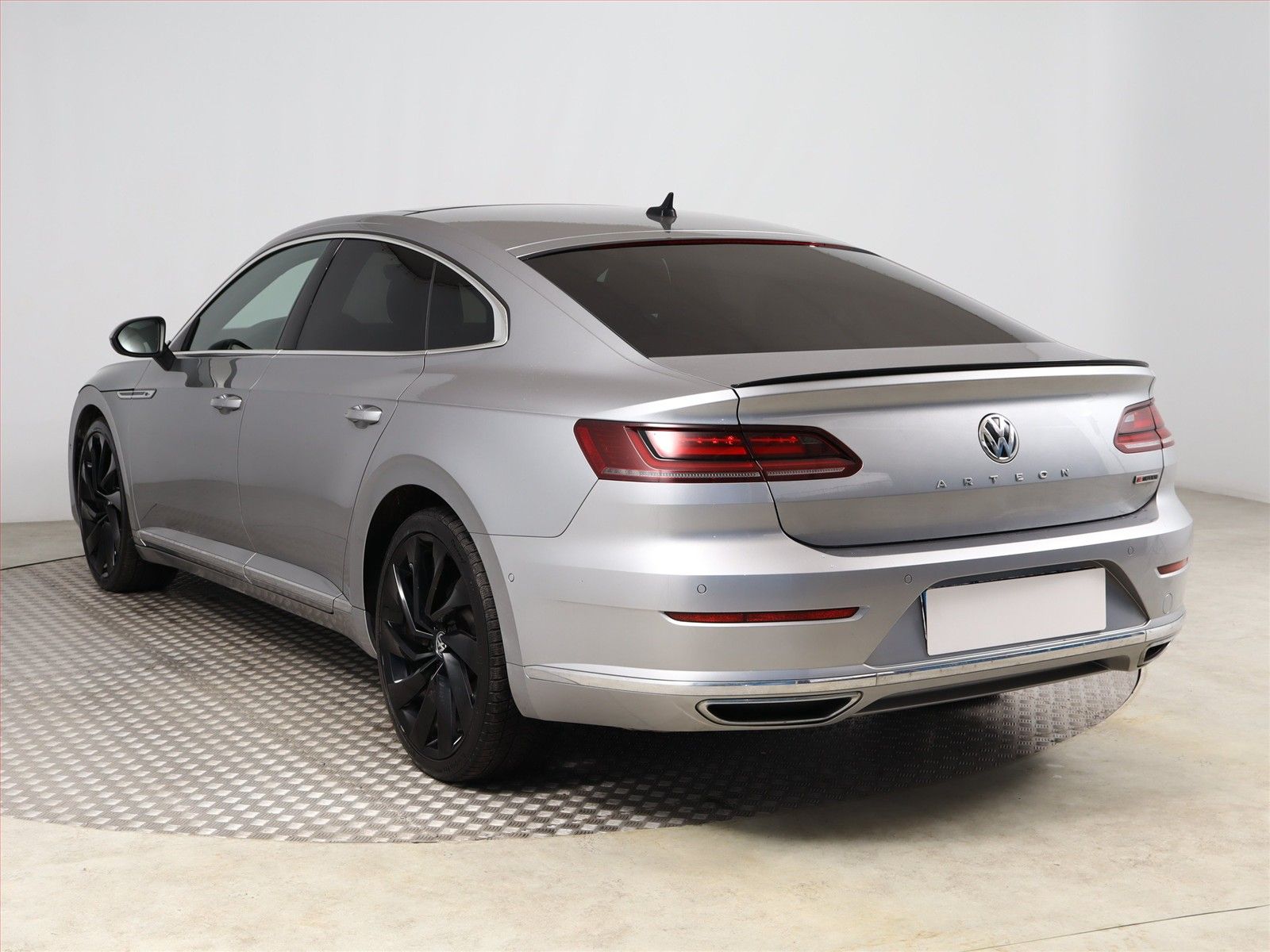 Volkswagen Arteon, 2.0 BiTDI 4Motion, R-line - fotka 4
