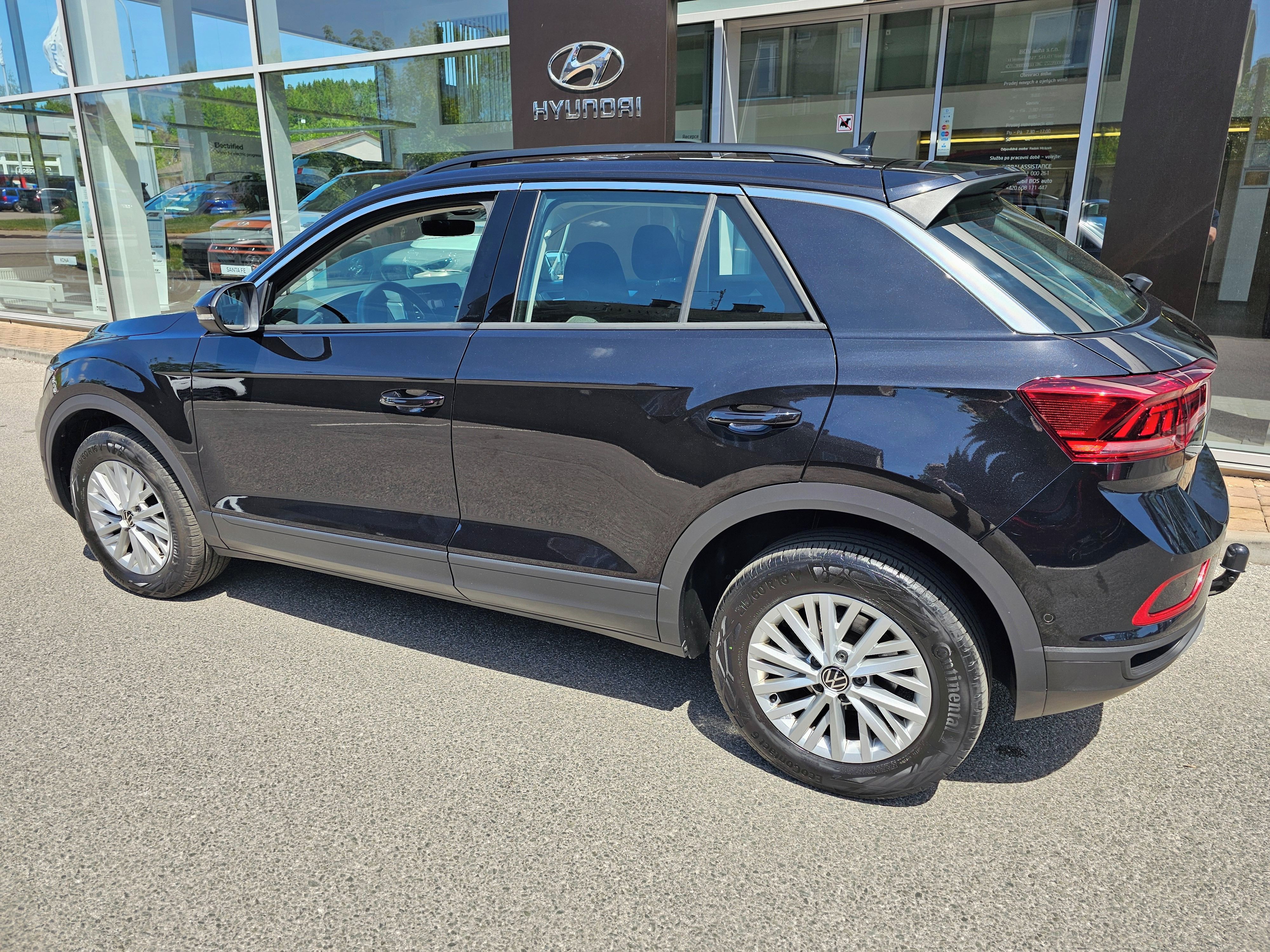 Volkswagen T-Roc, 1,0 TSi LED, 1.maj.,tažné zař. - fotka 2