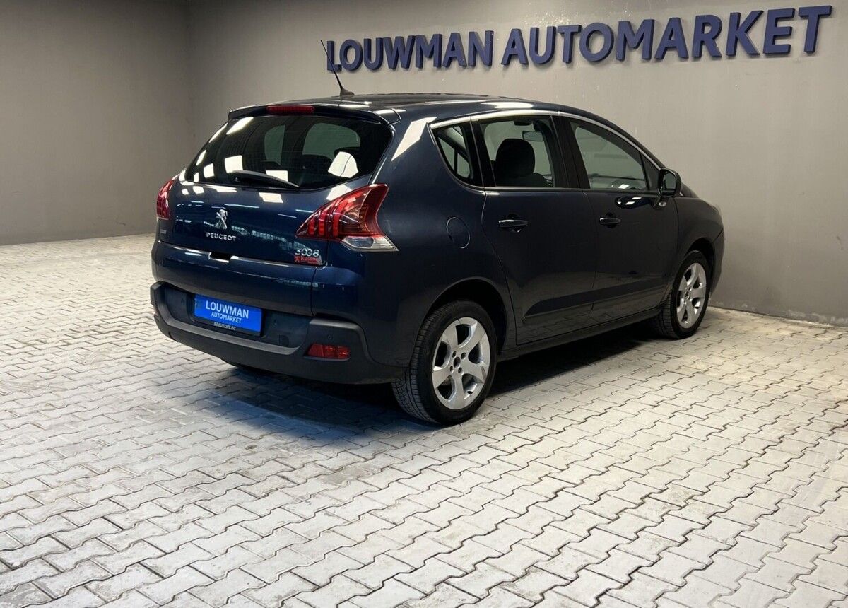 Peugeot 3008, ALLURE 1.2 PureTech - fotka 2