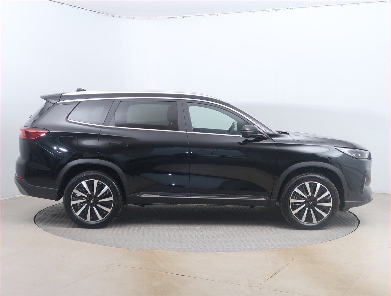 Chery Tiggo 8, 1.5T PHEV, UNIQUE - fotka 6