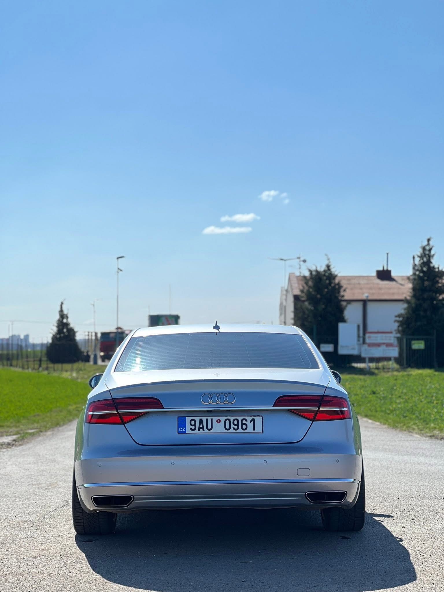 Audi A8 - fotka 3