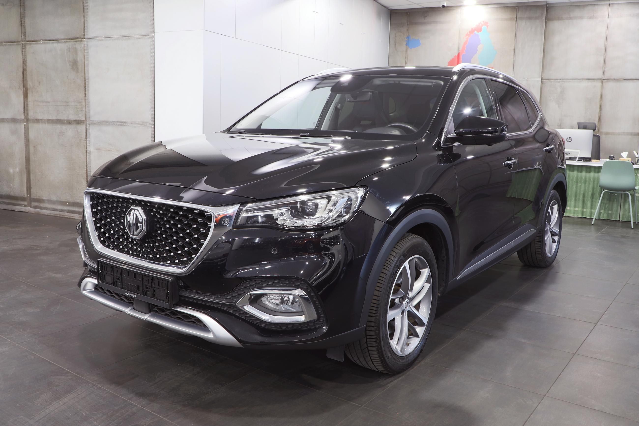 MG eHS, EHS PHEV Luxury 1.5 190kW AUT. - fotka 2
