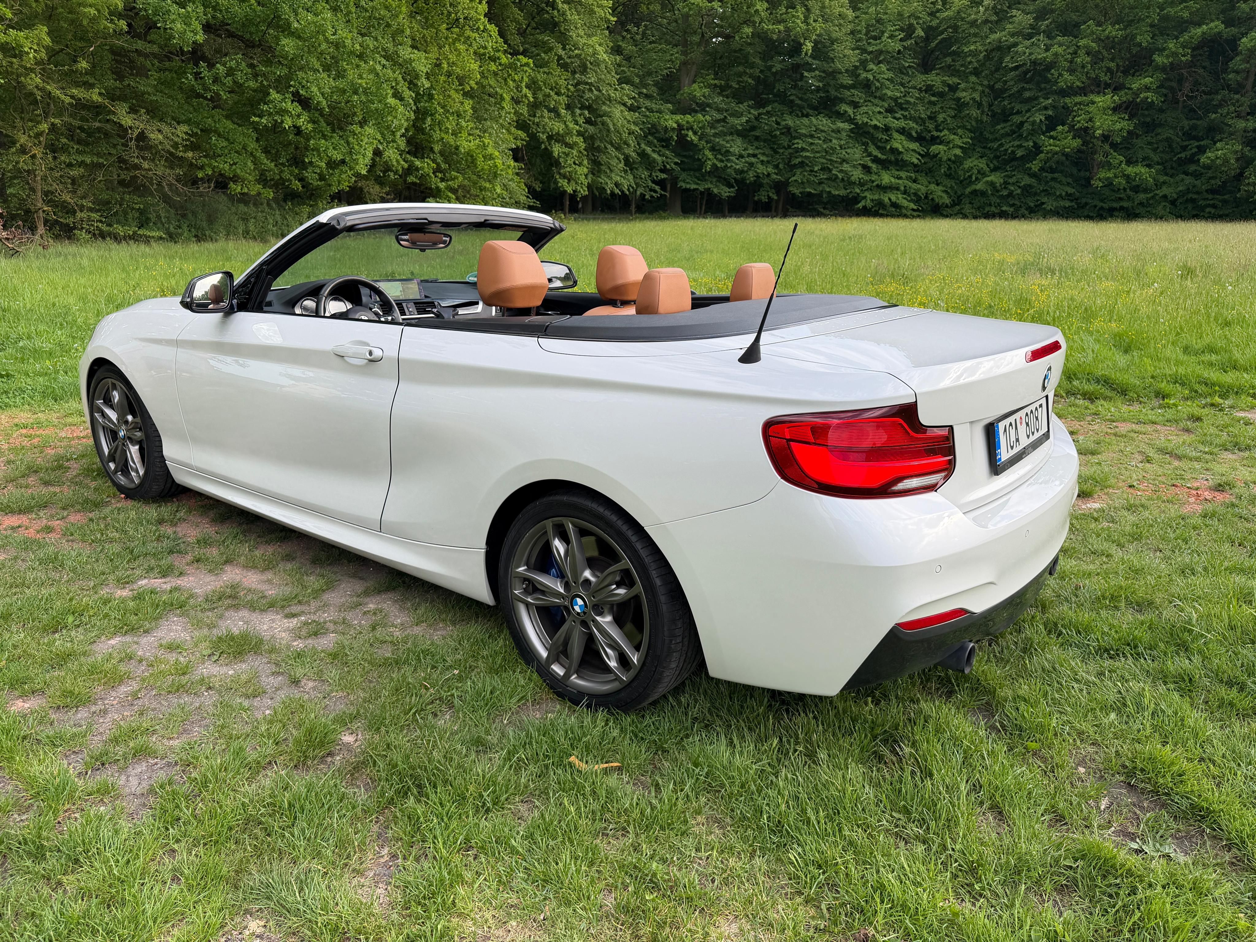 BMW Řada 2, M240i xDrive cabrio - fotka 6