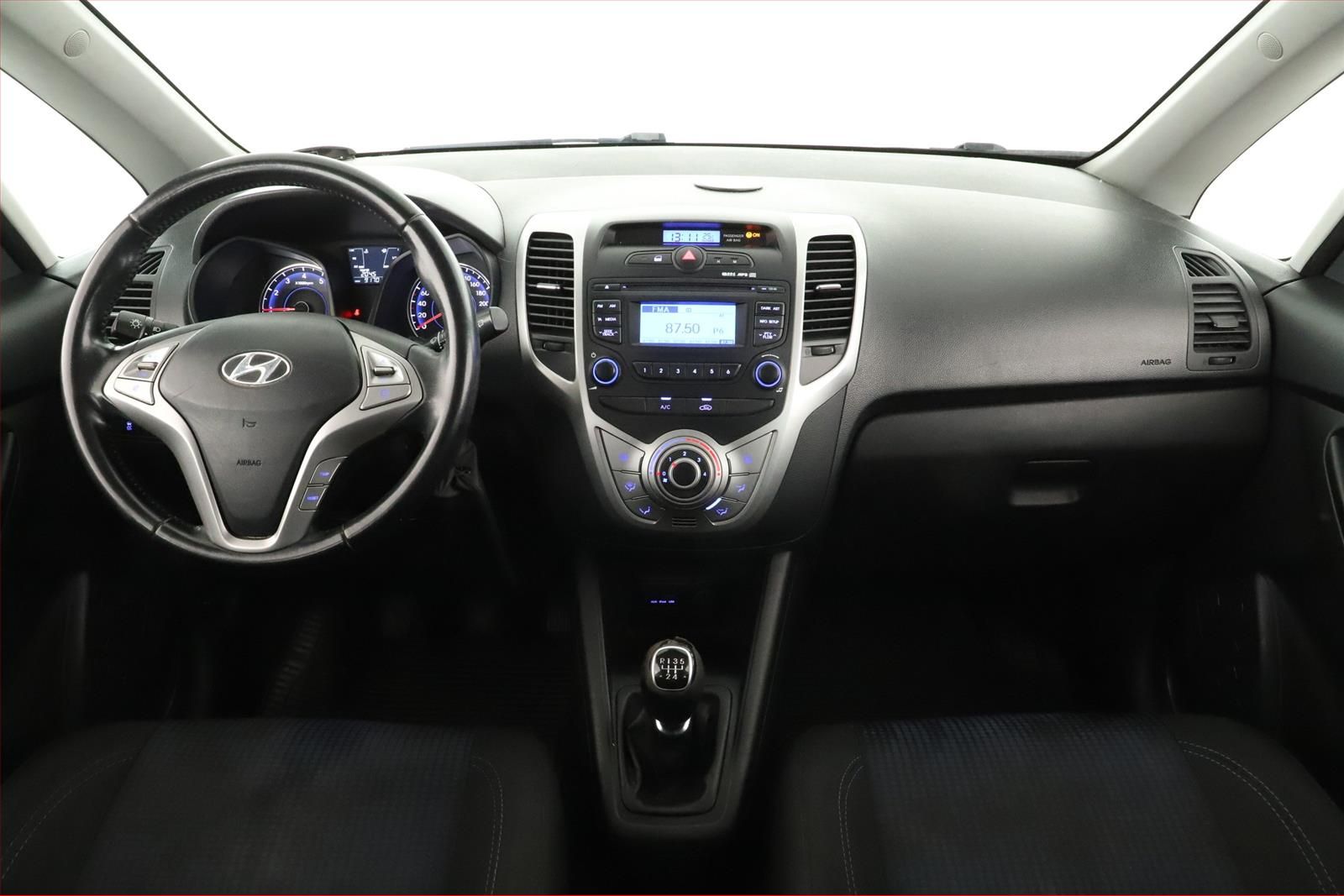 Hyundai ix20, 1.4 CVVT, ČR,1.maj - fotka 6