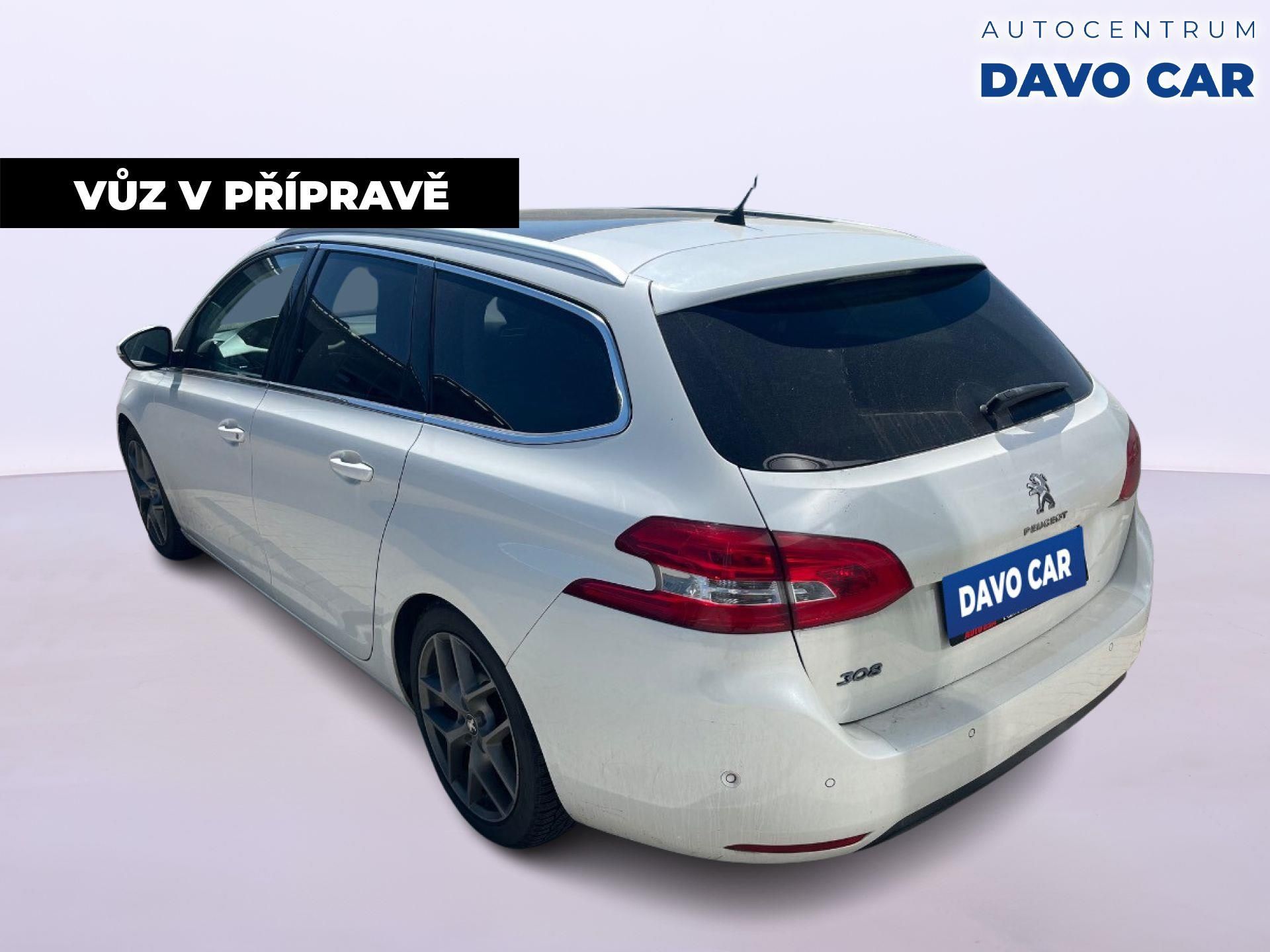 Peugeot 308, 1,2 PT 130k Allure LED Panoram - fotka 4