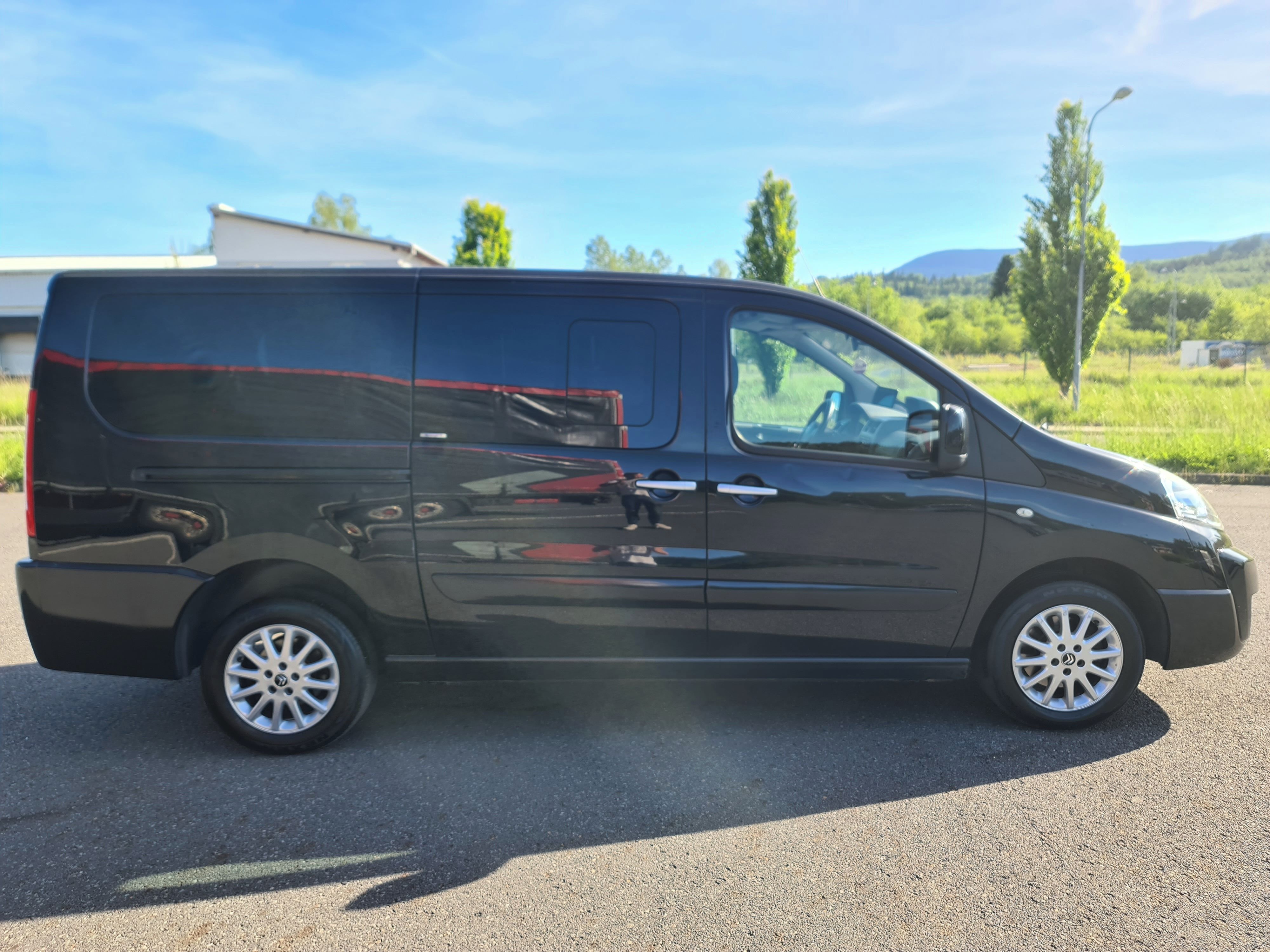 Citroën Jumpy, 2.0 HDi LONG 120-KW AUTOMAT - fotka 6
