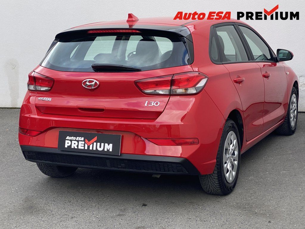 Hyundai i30, 1.5 DPi,ČR,Start - fotka 4