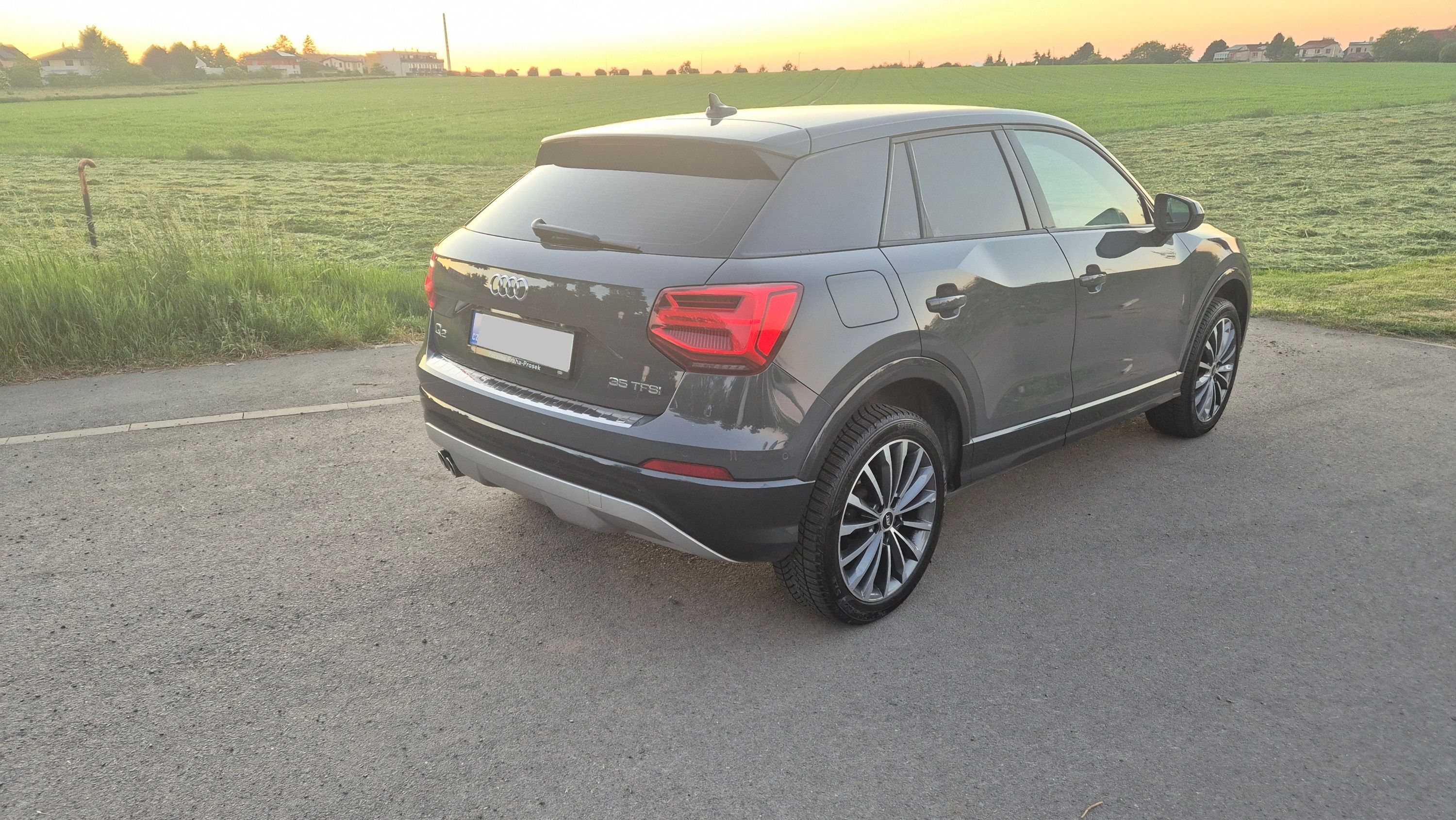 Audi Q2, 1.5 TFSI, ČR, serviska - fotka 5