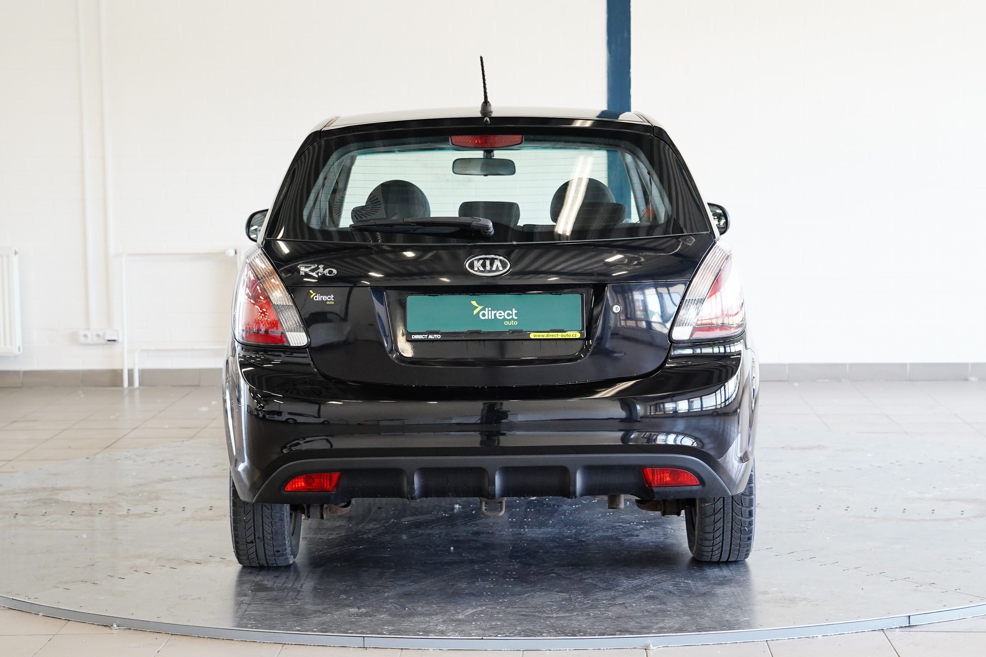 Kia Rio, 1.4i 71 kW Attract - fotka 6