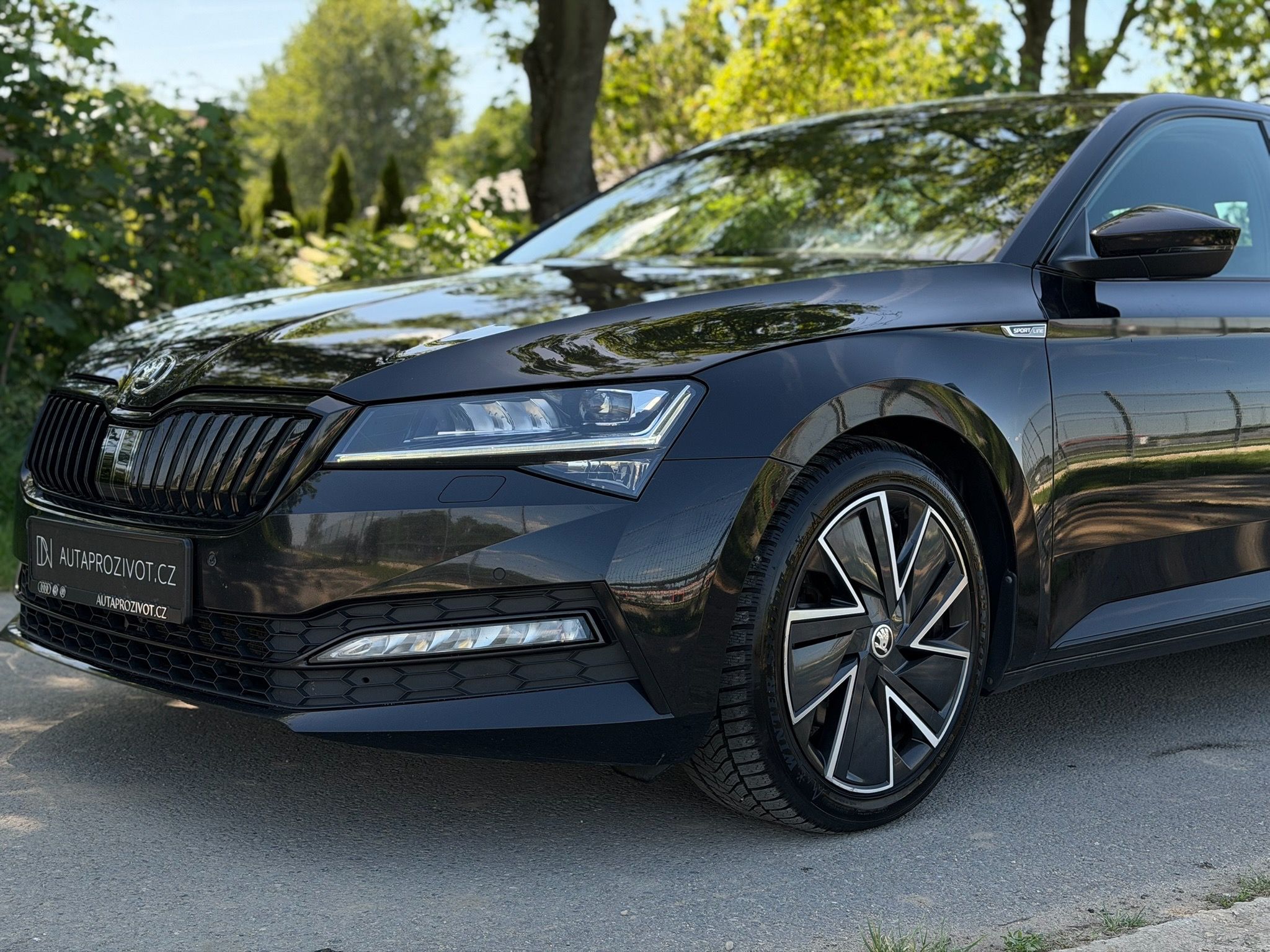 Škoda Superb, 2.0TDI(147kW)Sportline DSG 4x4 - fotka 4