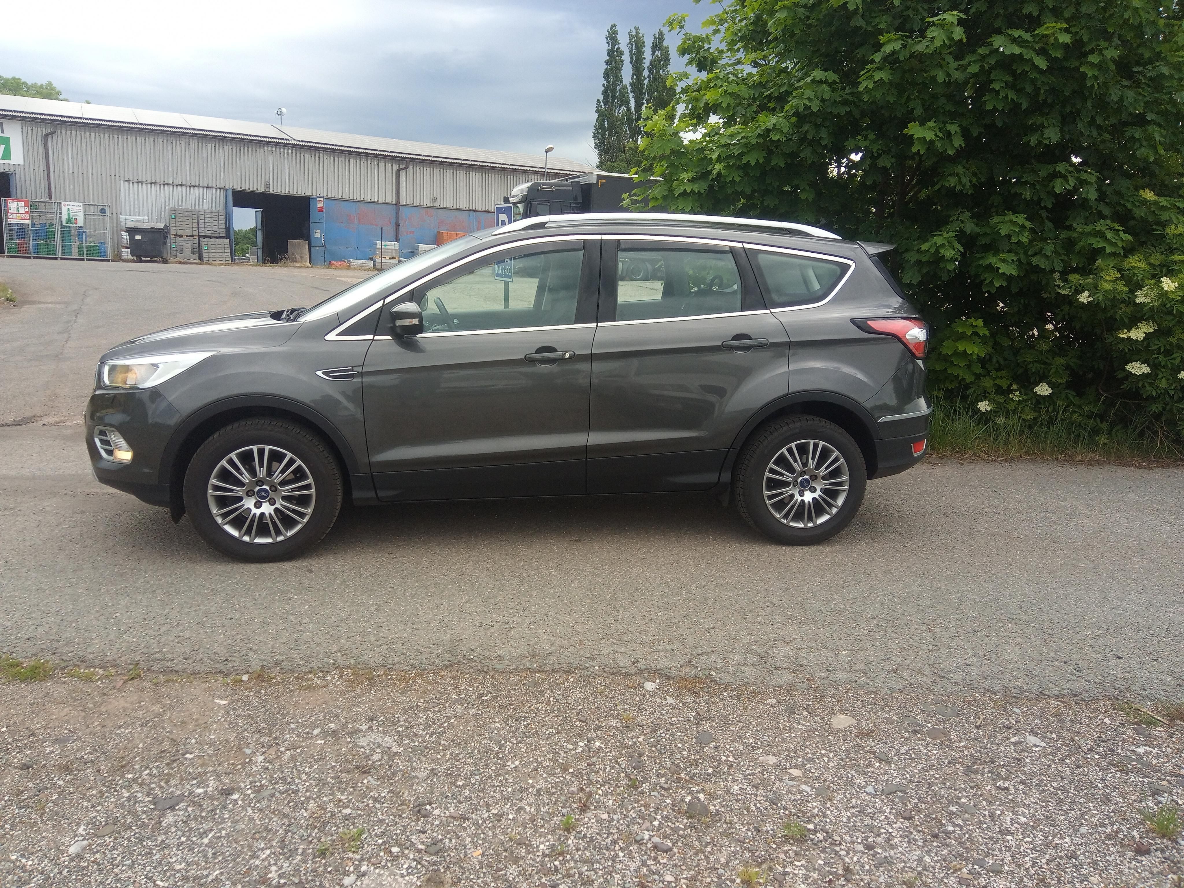 Ford Kuga, 1,5 i - fotka 4