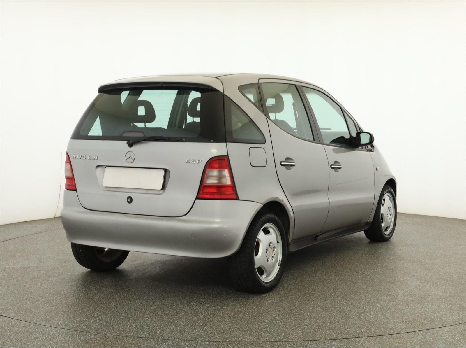 Mercedes-Benz Třídy A, 170 CDI, Automat, rezervace - fotka 5