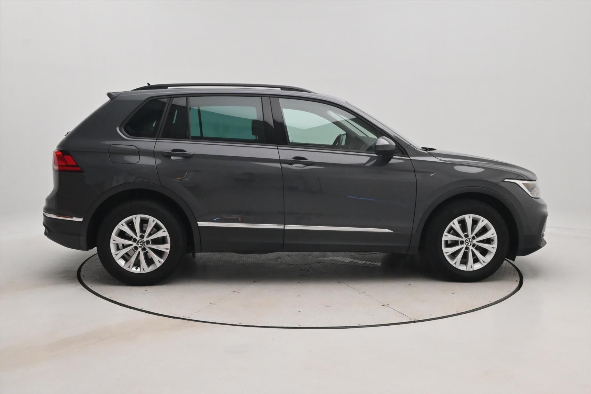 Volkswagen Tiguan, 2,0 TDI 110 kW DSG Life Záruka - fotka 4