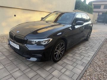 Touring 330e