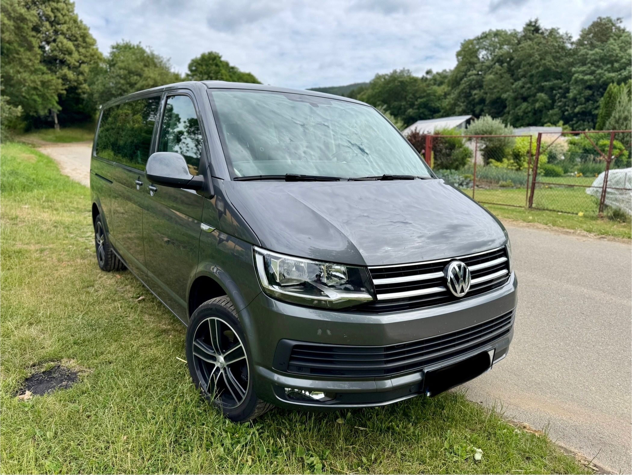Volkswagen Caravelle, VW Caravelle T6 long