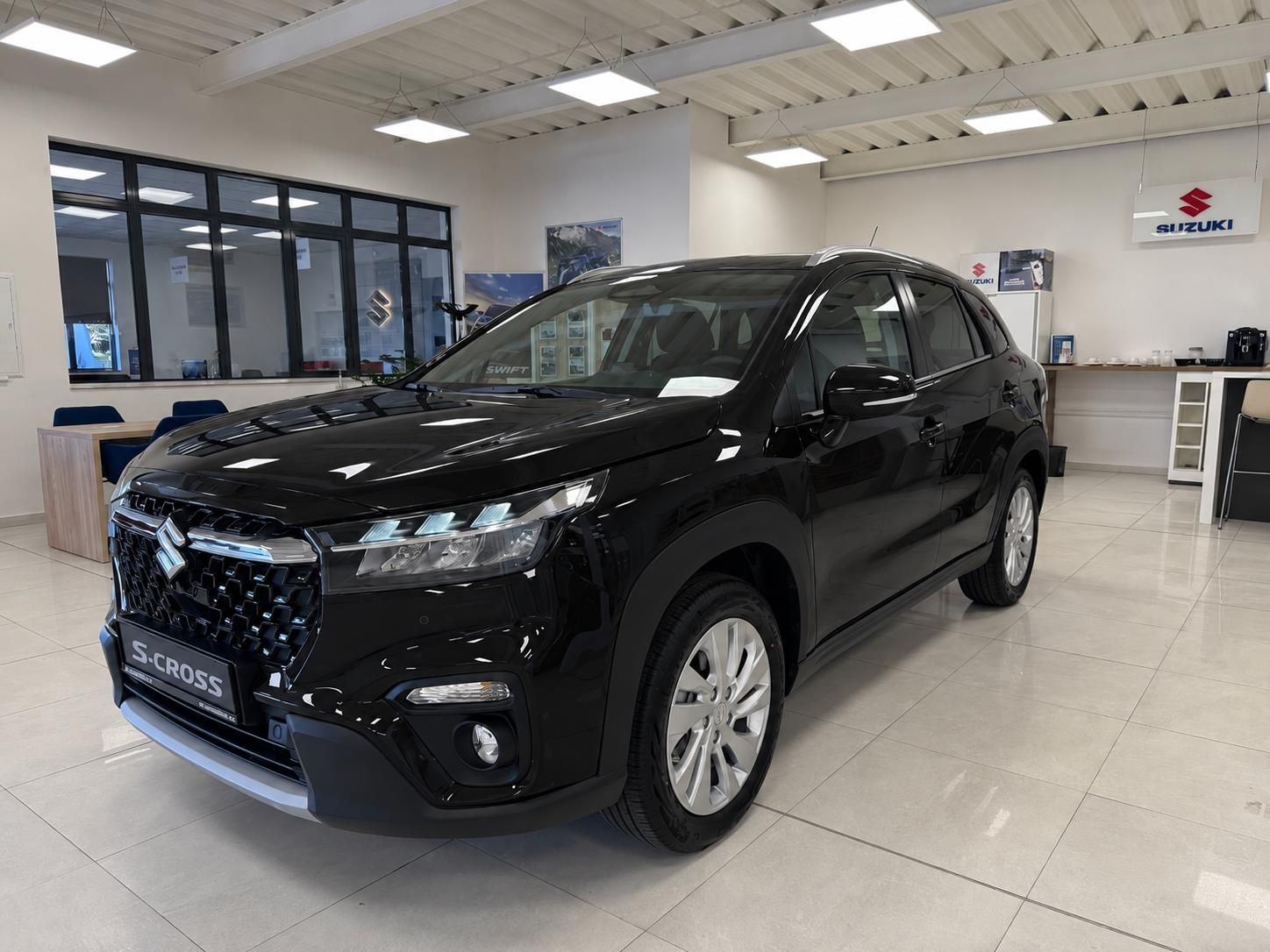 Suzuki S-Cross, PREMIUM 1,4 M/T 4x4 06/2026