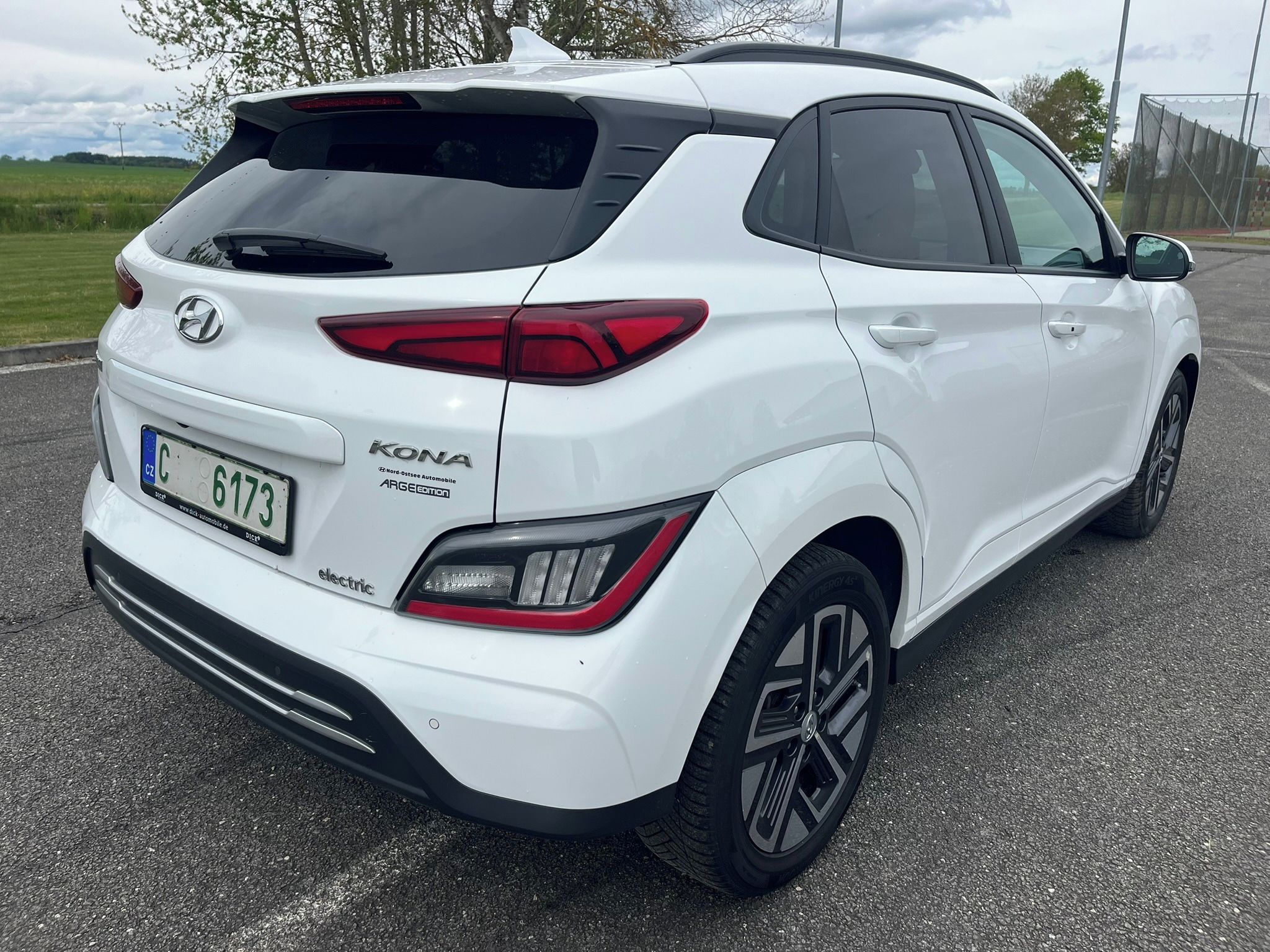 Hyundai Kona, TČ, NOVÁ STK 64 kWh, SOH 100% - fotka 6