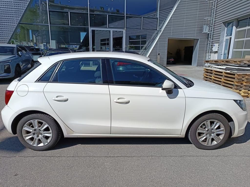 Audi A1, 1,2 TFSi - Attraction - fotka 4