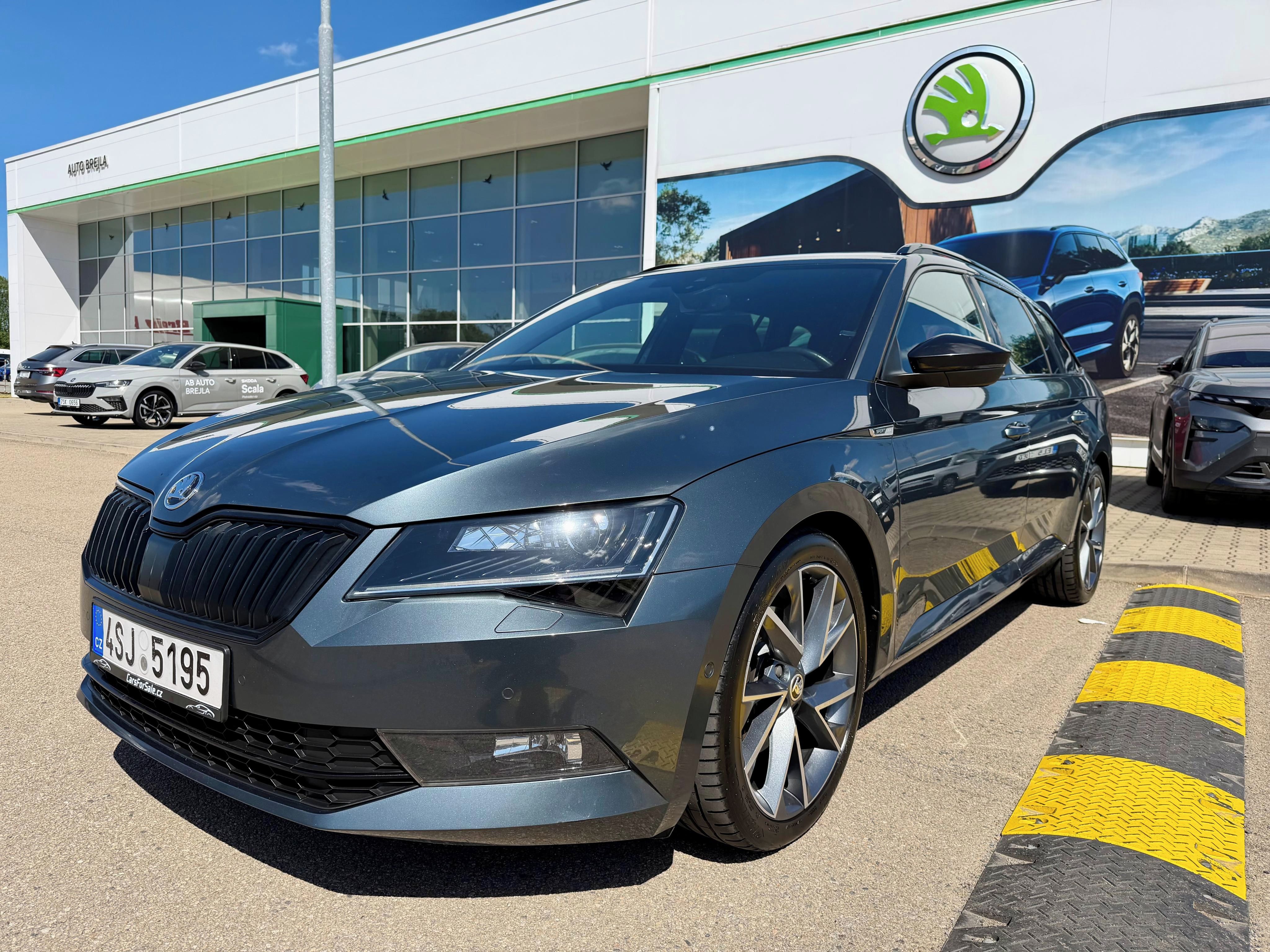 Škoda Superb, 2.0 TDI 140kW DSG SPORTLINE!!! - fotka 3