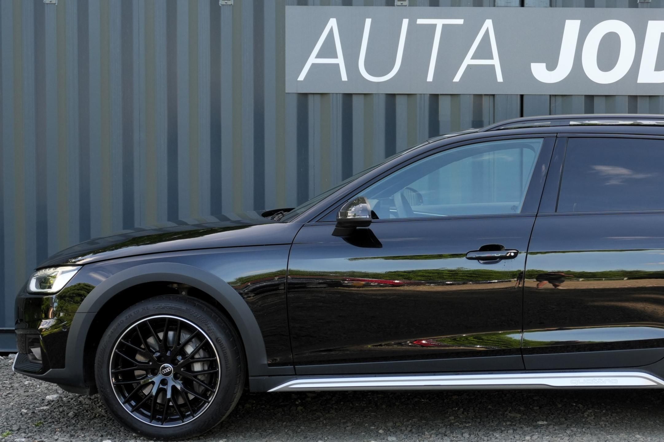 Audi A4 allroad, 50 TDI,Webasto, HUD, Kůže, B&O - fotka 2