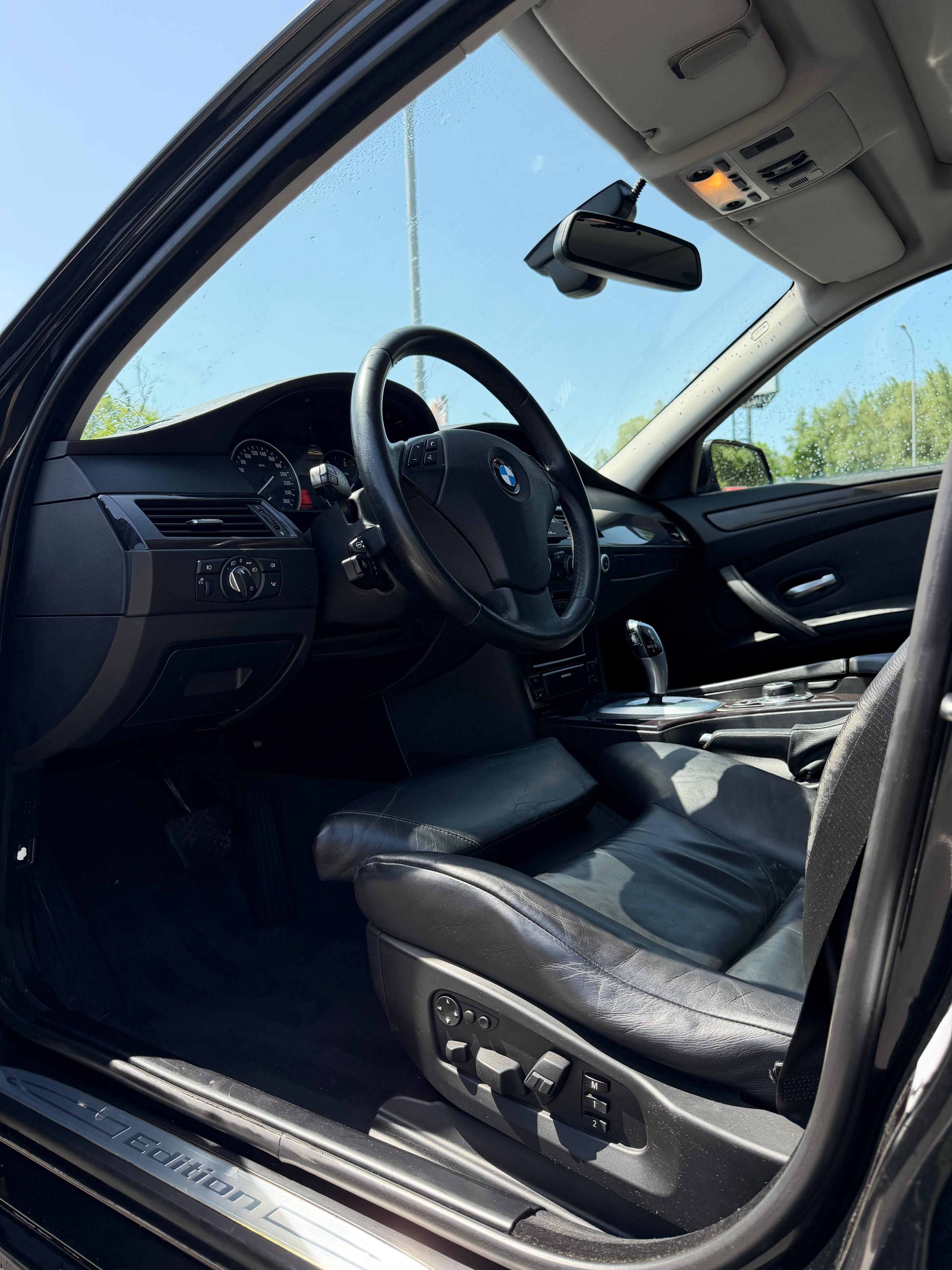BMW Řada 5, 3.0 - fotka 3