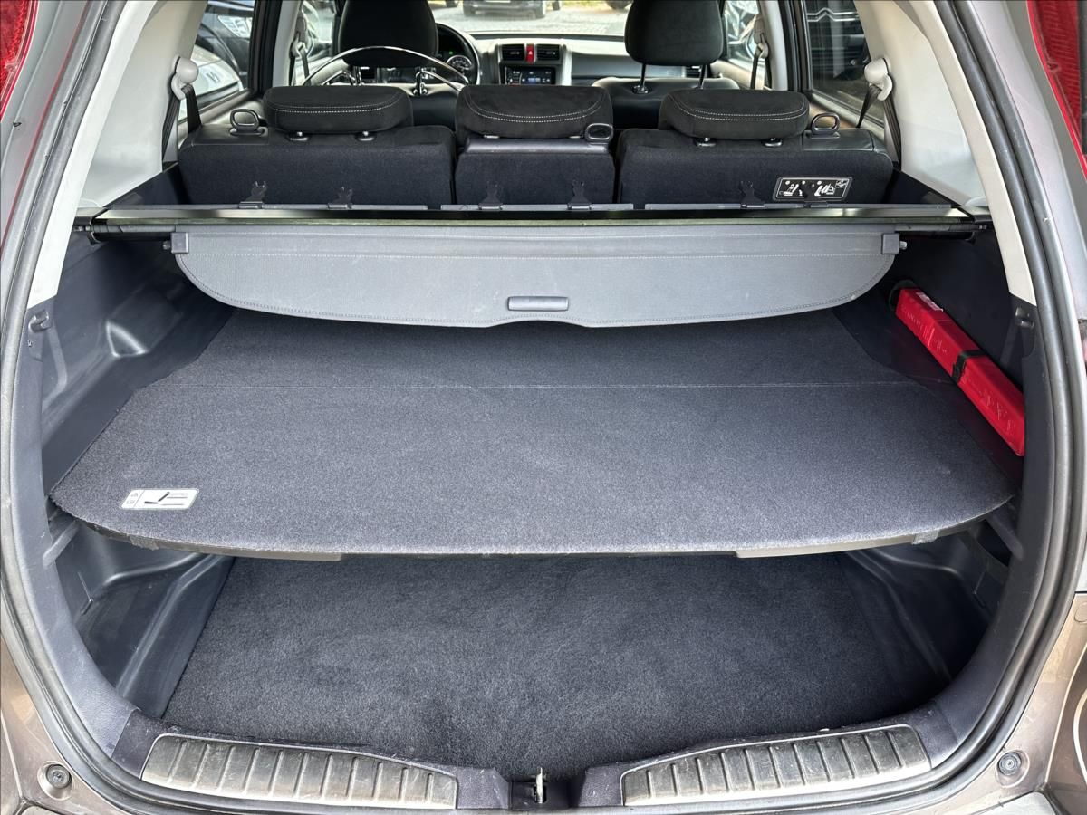 Honda CR-V, 2,0 4x4 TAŽNÉ - fotka 5