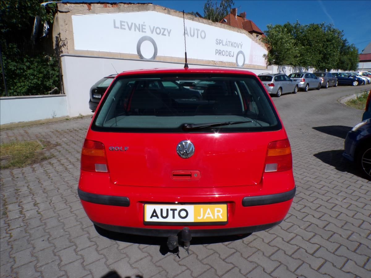 Volkswagen Golf, 1,4 16V  TAŽNÉ ZAŘÍZENÍ,KAMERA - fotka 6